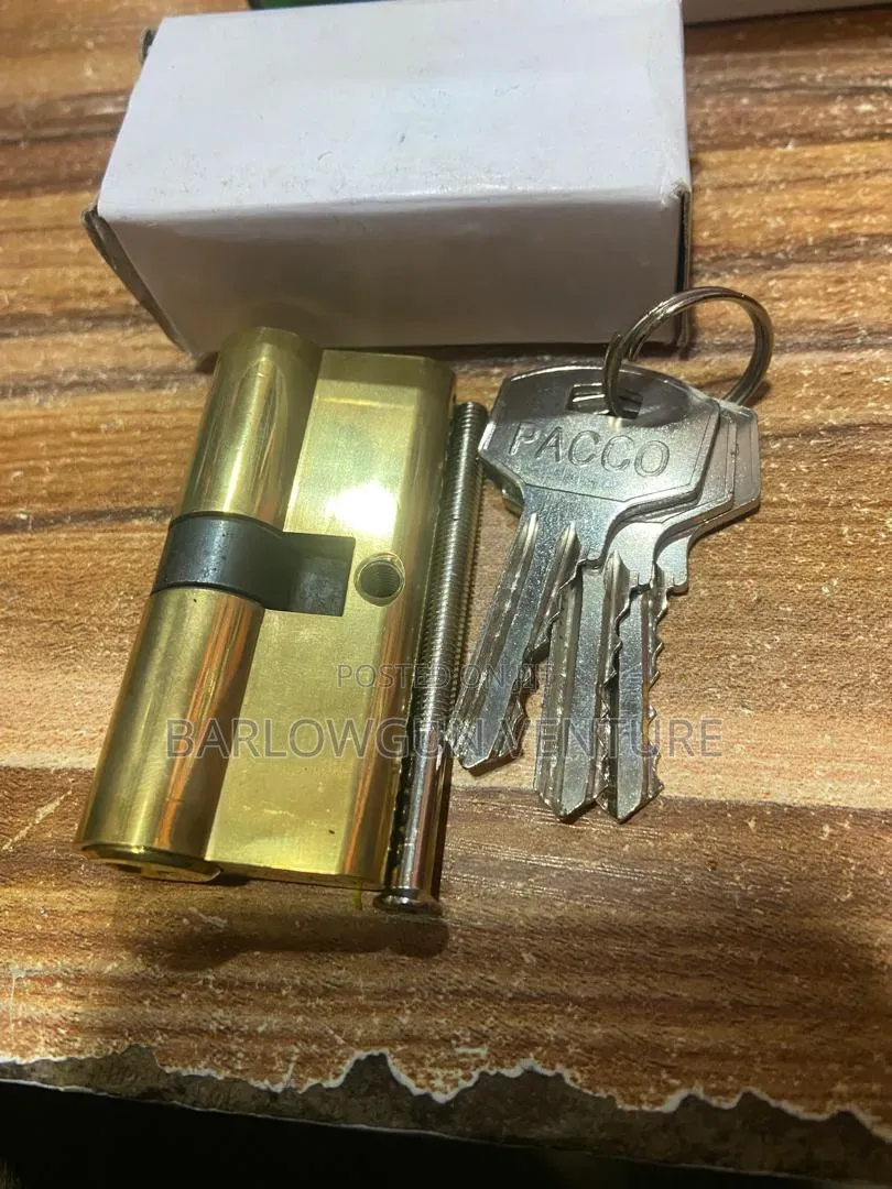 Cylinder Door Paco
