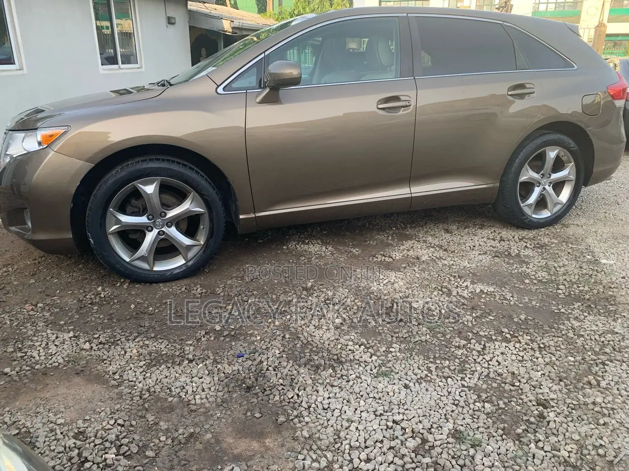 Toyota Venza AWD 2011 Brown