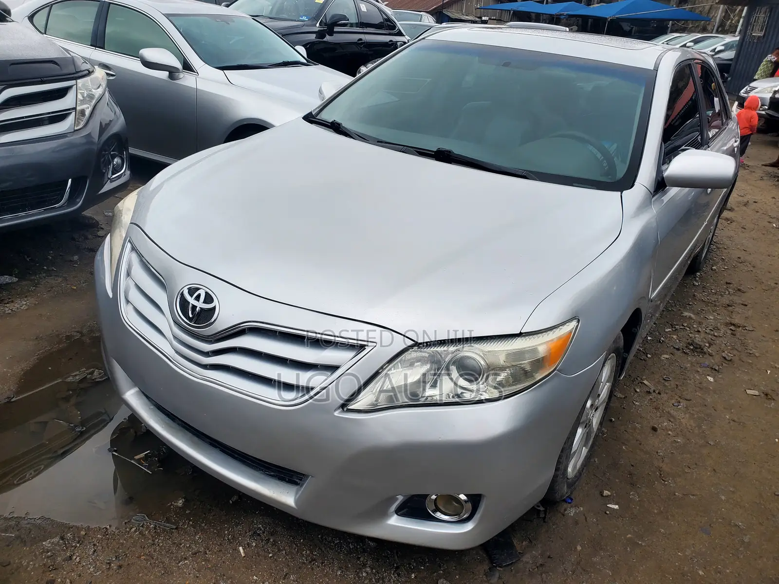 Toyota Camry LE 4dr Sedan (2.5L 4cyl 6A) 2011 Silver