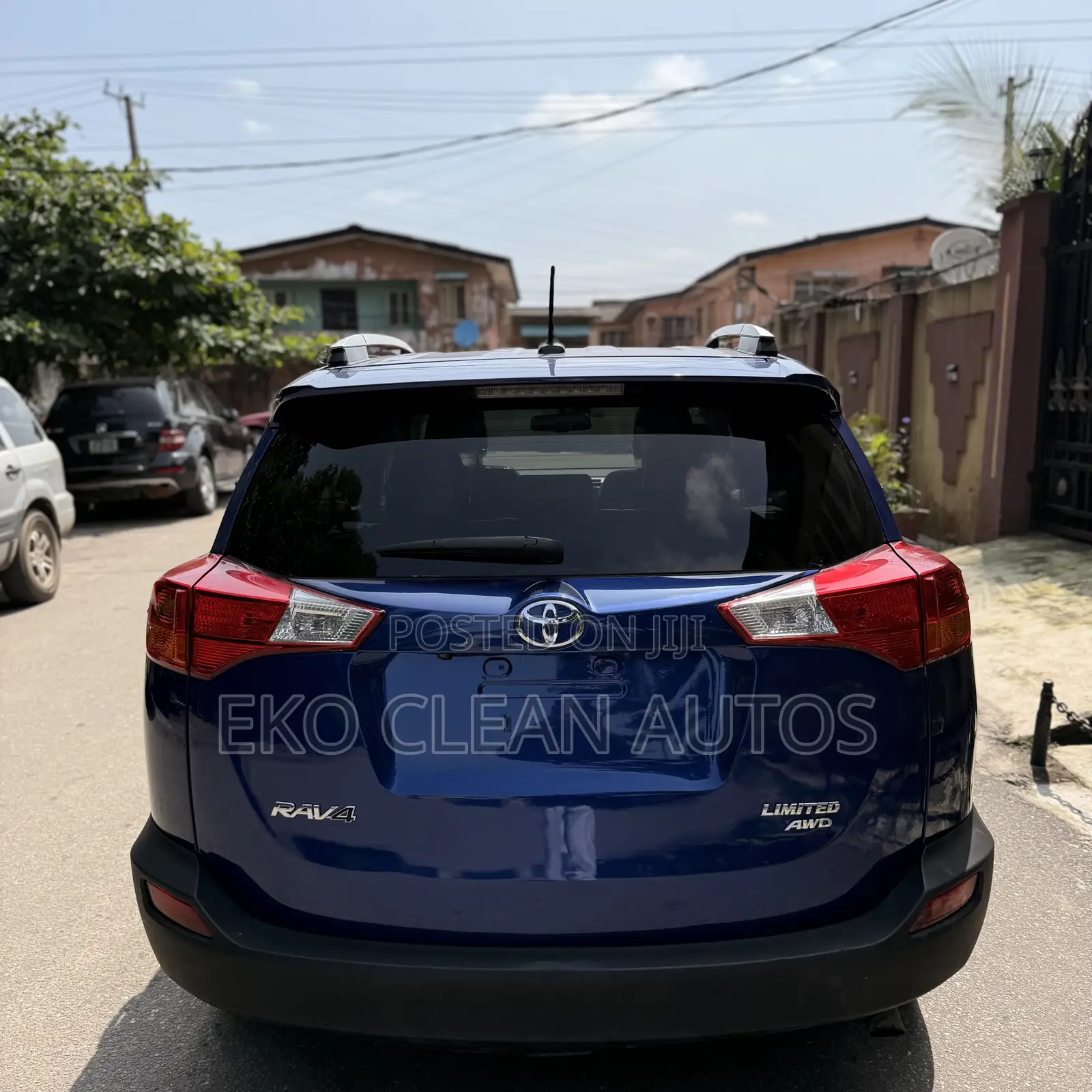 Toyota RAV4 Limited 4dr SUV AWD (2.5L 4cyl 6A) 2015 Blue
