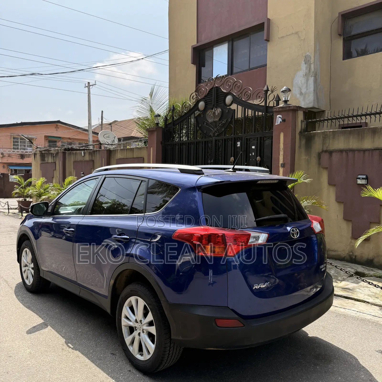 Toyota RAV4 Limited 4dr SUV AWD (2.5L 4cyl 6A) 2015 Blue