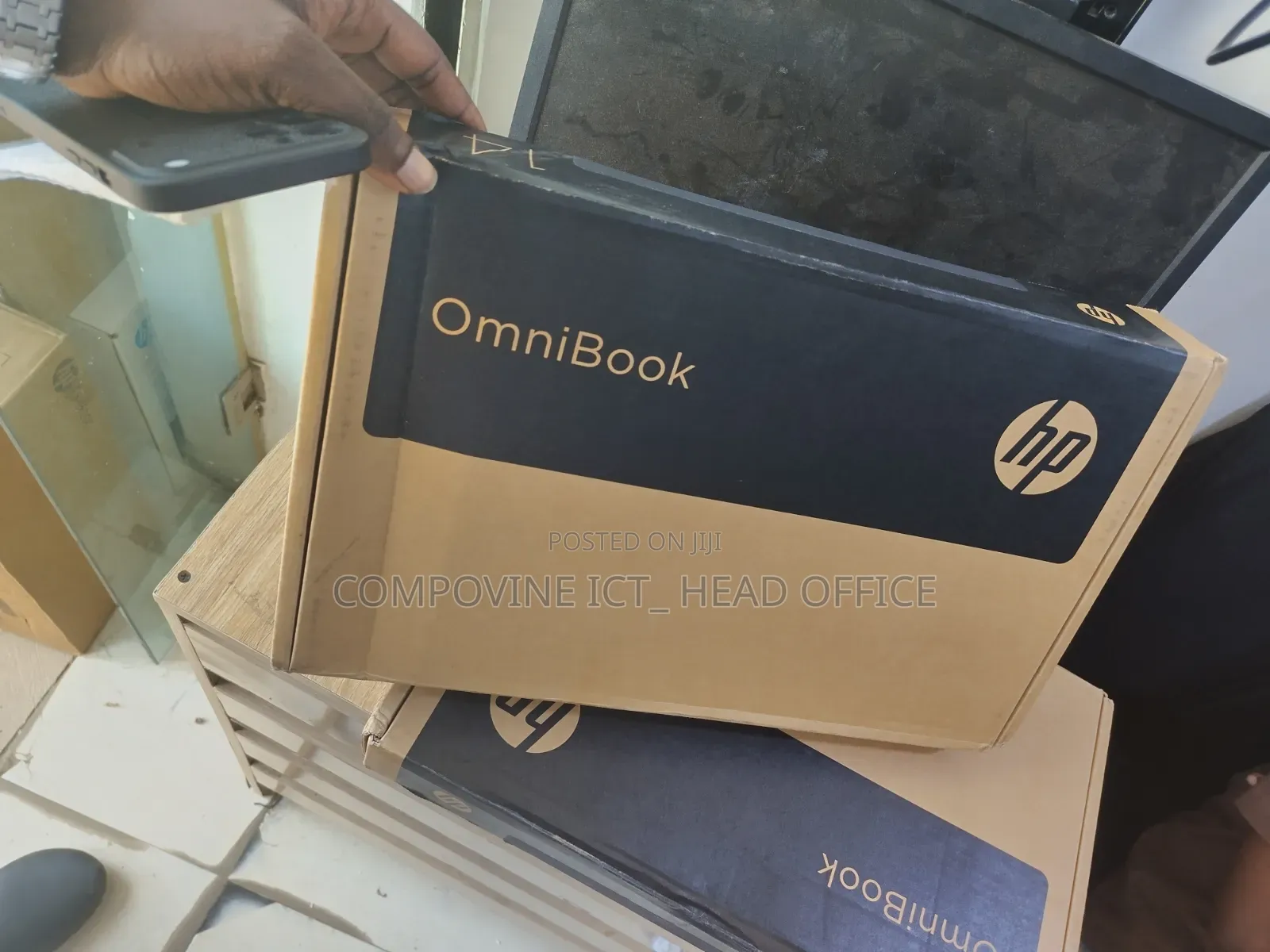 New Laptop HP OmniBook 5 Flip 16GB Intel Core i7 SSD 1T