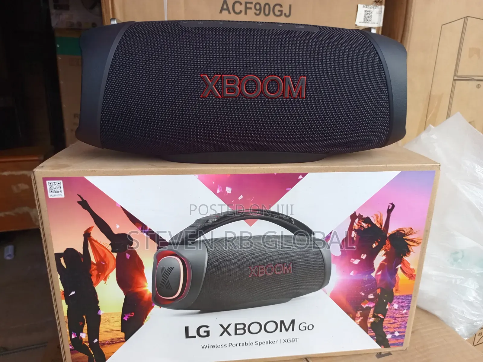 LG XBOOM Go Portable Bluetooth Speaker | XG8T