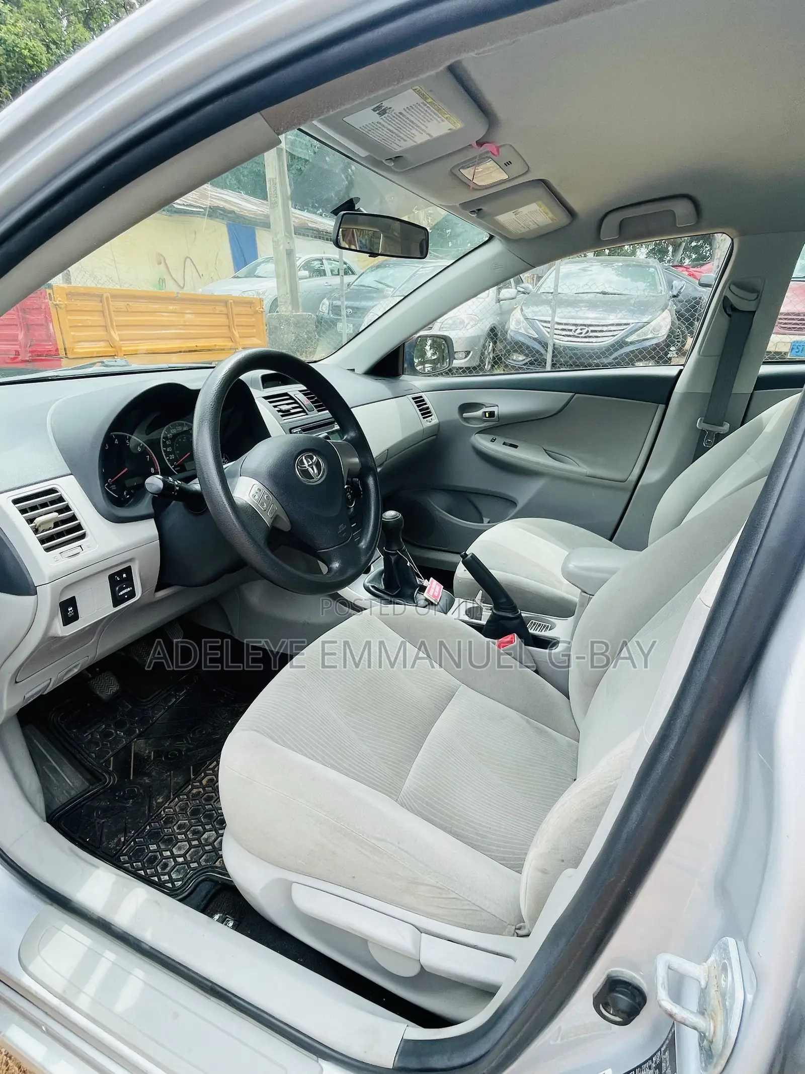 Toyota Corolla 2012 Silver