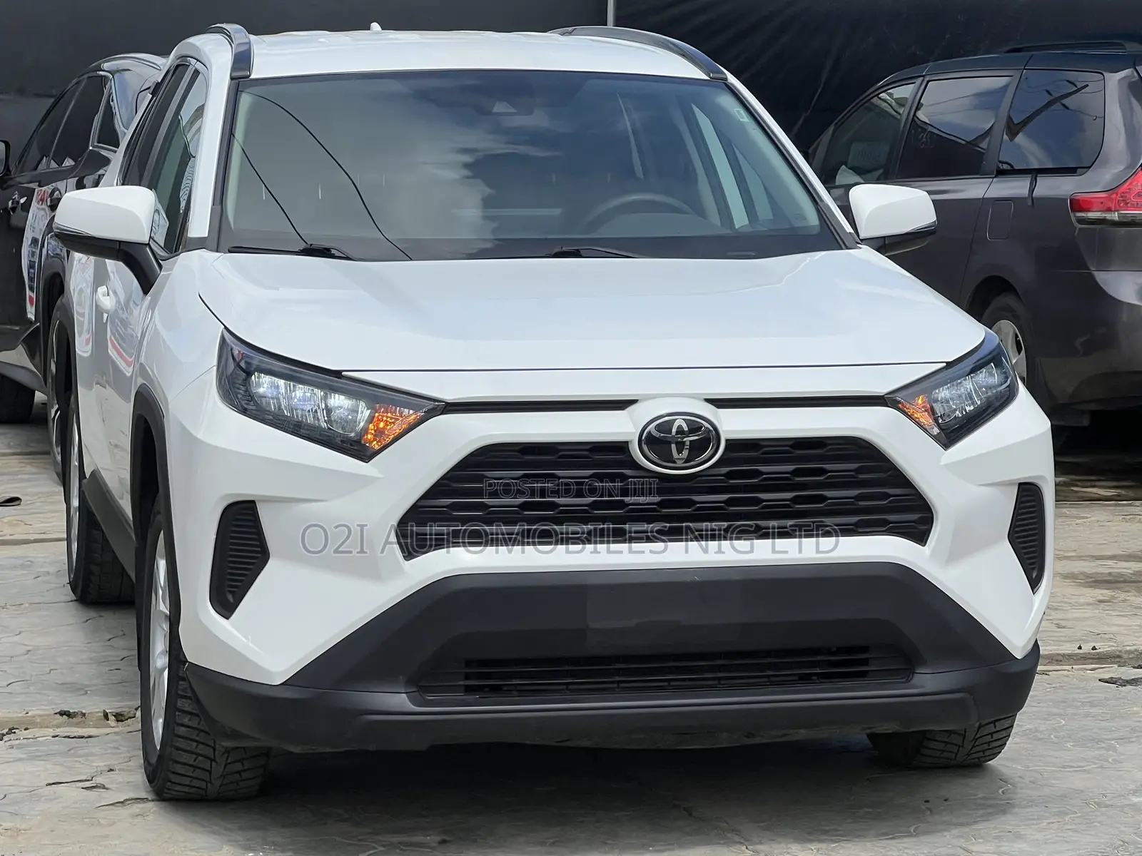Toyota RAV4 2020 White