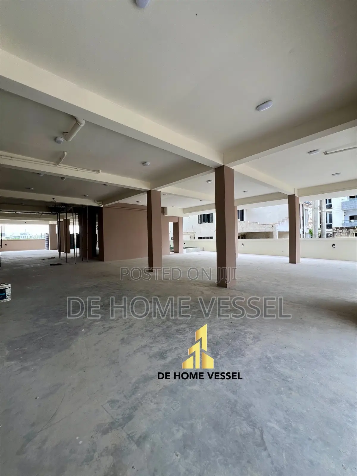 4bdrm Maisonette in Ikate for sale