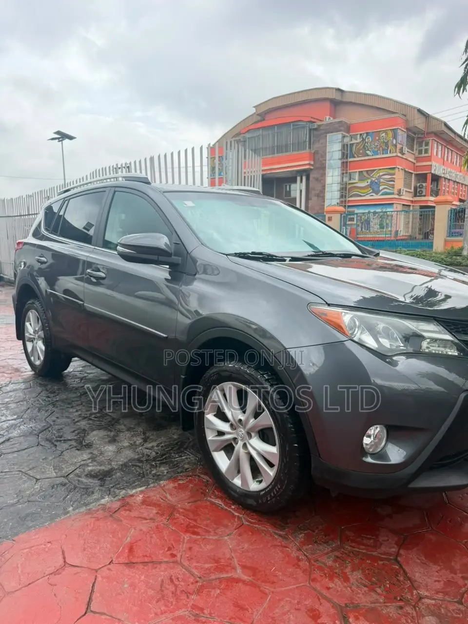 Toyota RAV4 Limited AWD (2.5L 4cyl 6A) 2016 Gray