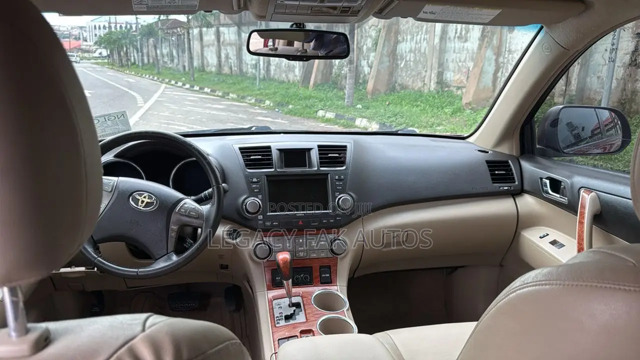 Toyota Highlander Limited 2009 Burgundy