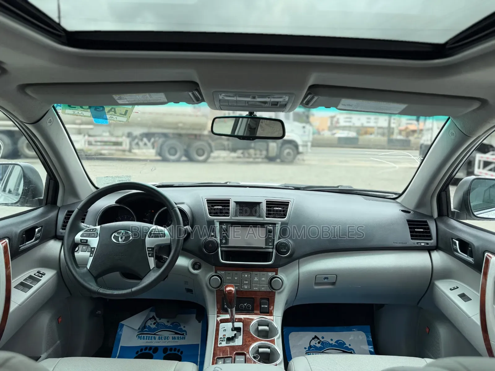 Toyota Highlander 2013 Off white