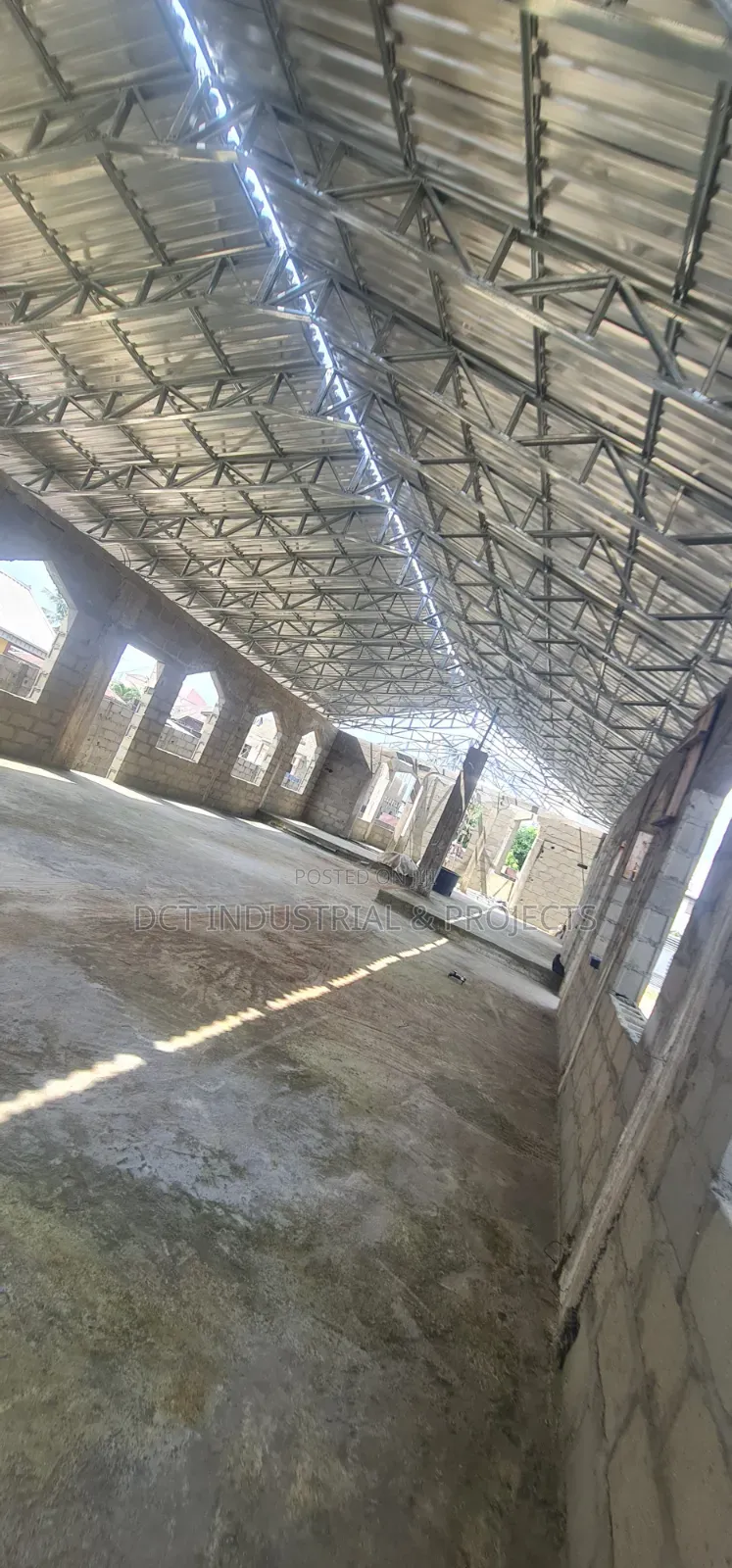 Steel Roof Trusses System Complete Fabrication, Aluminium Installation