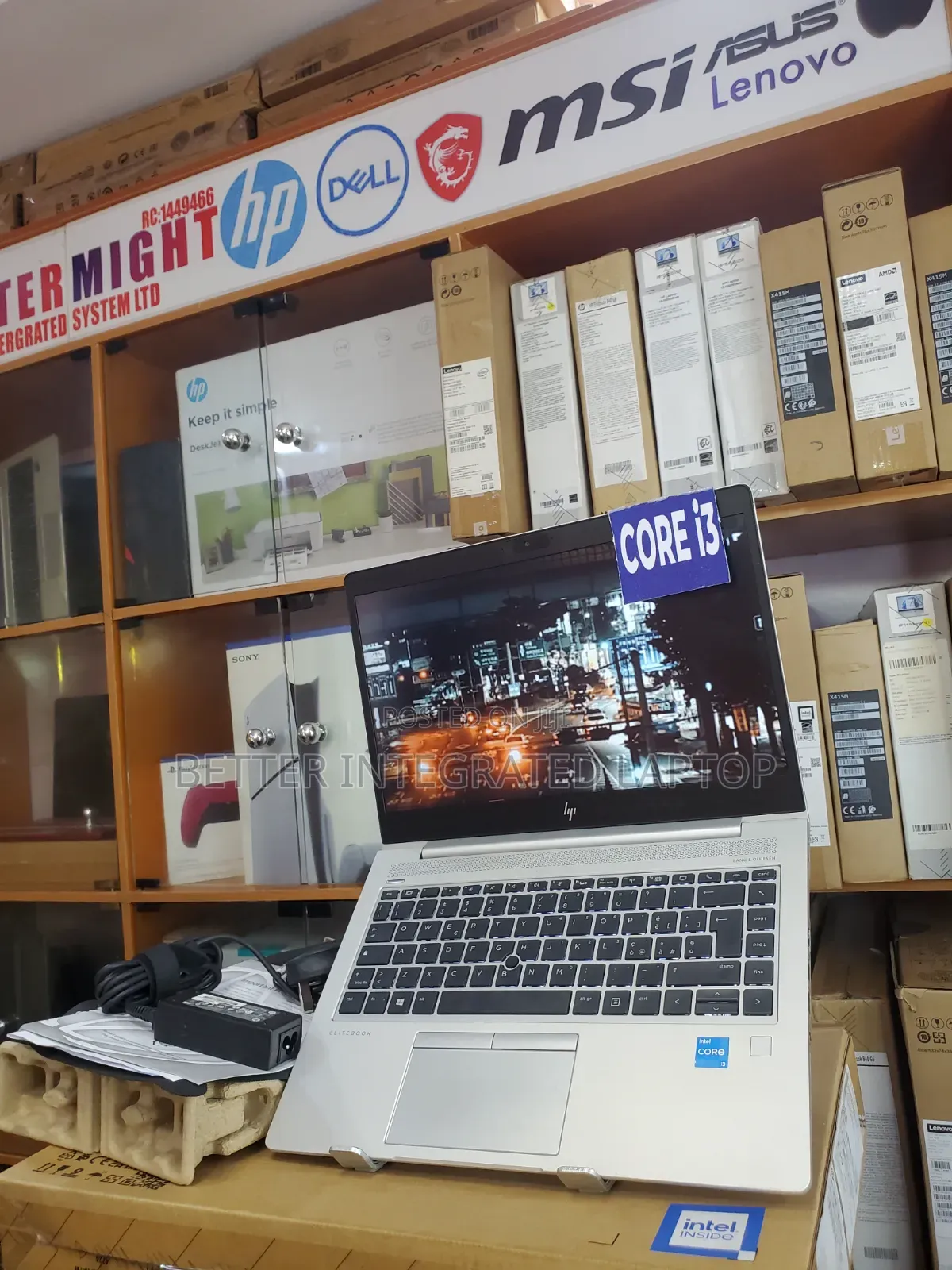 New Laptop HP EliteBook 840 G5 4GB Intel Core i3 SSD 256GB