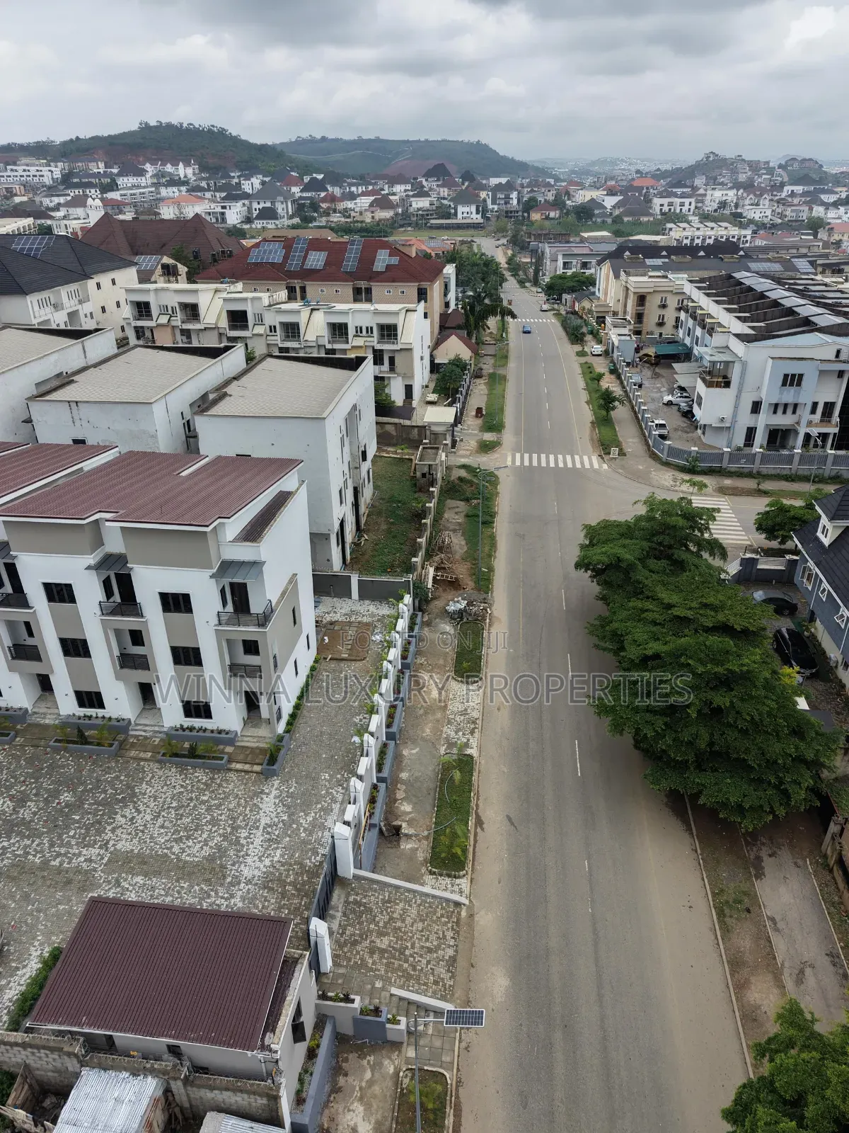 5bdrm Townhouse / Terrace in Guzape for rent