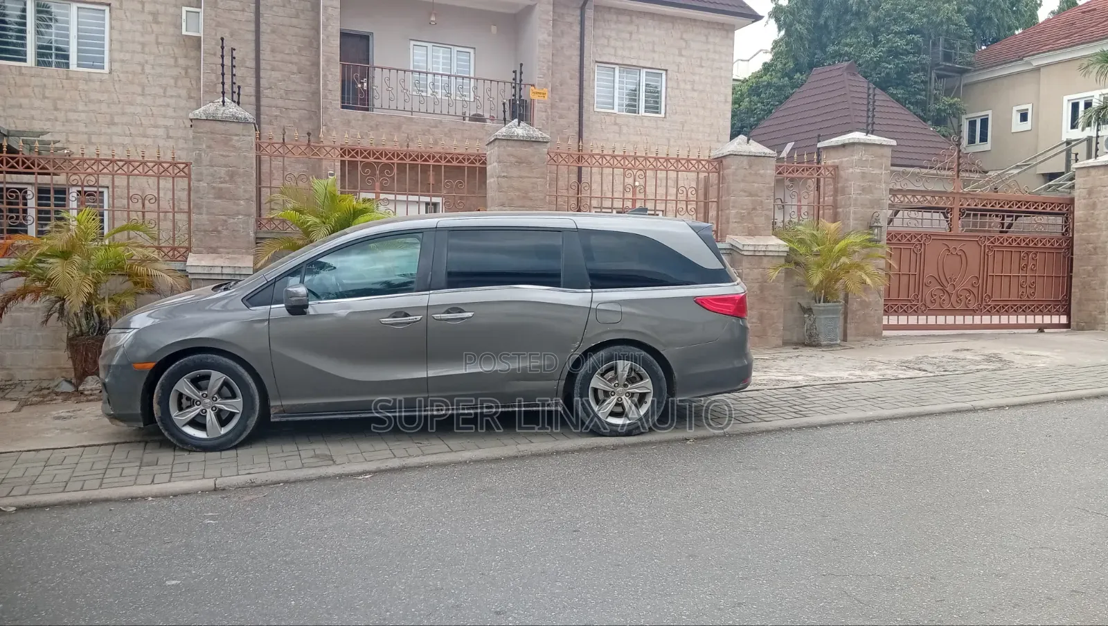 Honda Odyssey 2017 Brown