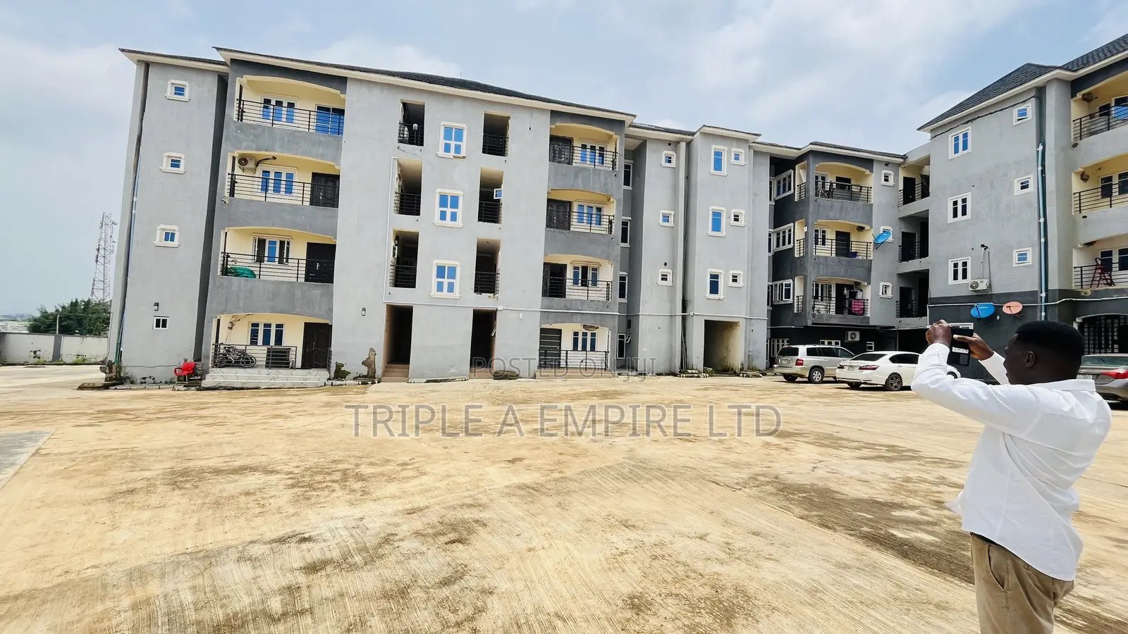 4bdrm Apartment in Life Camp for sale
