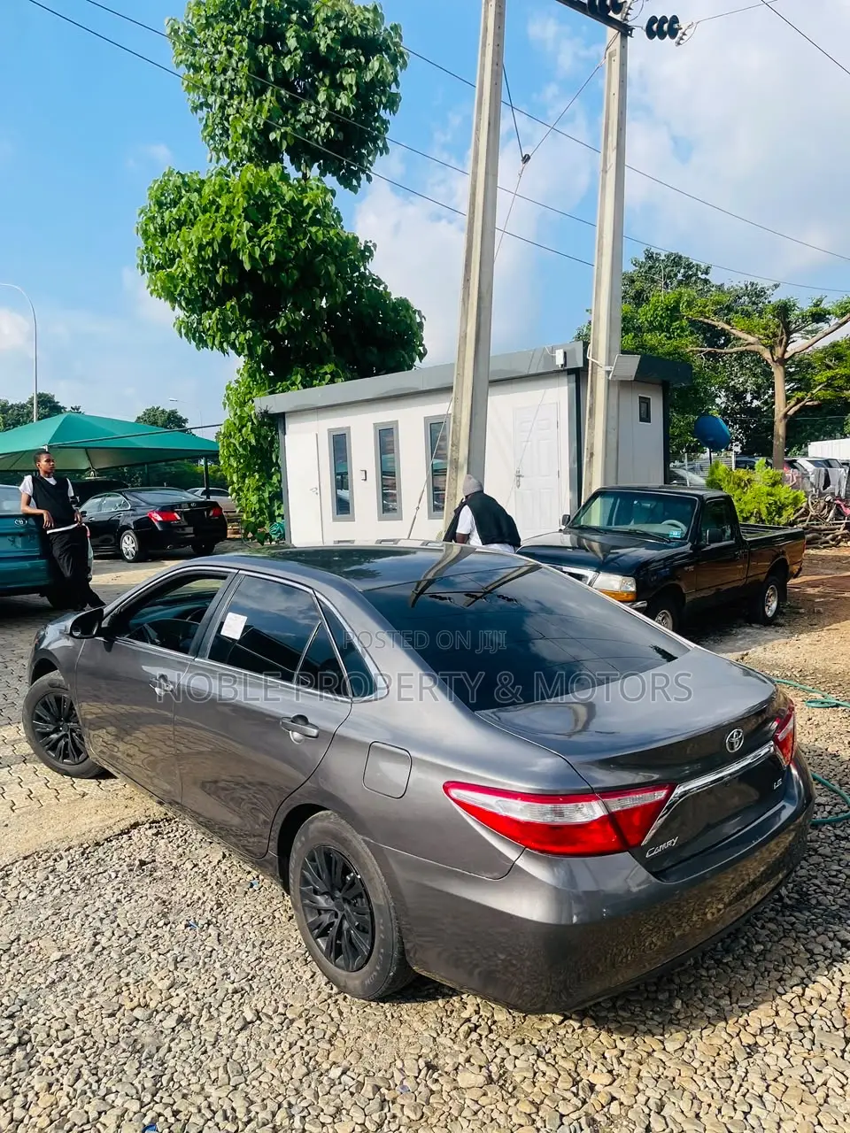 Toyota Camry LE 4dr Sedan (2.5L 4cyl 6A) 2016 Gray