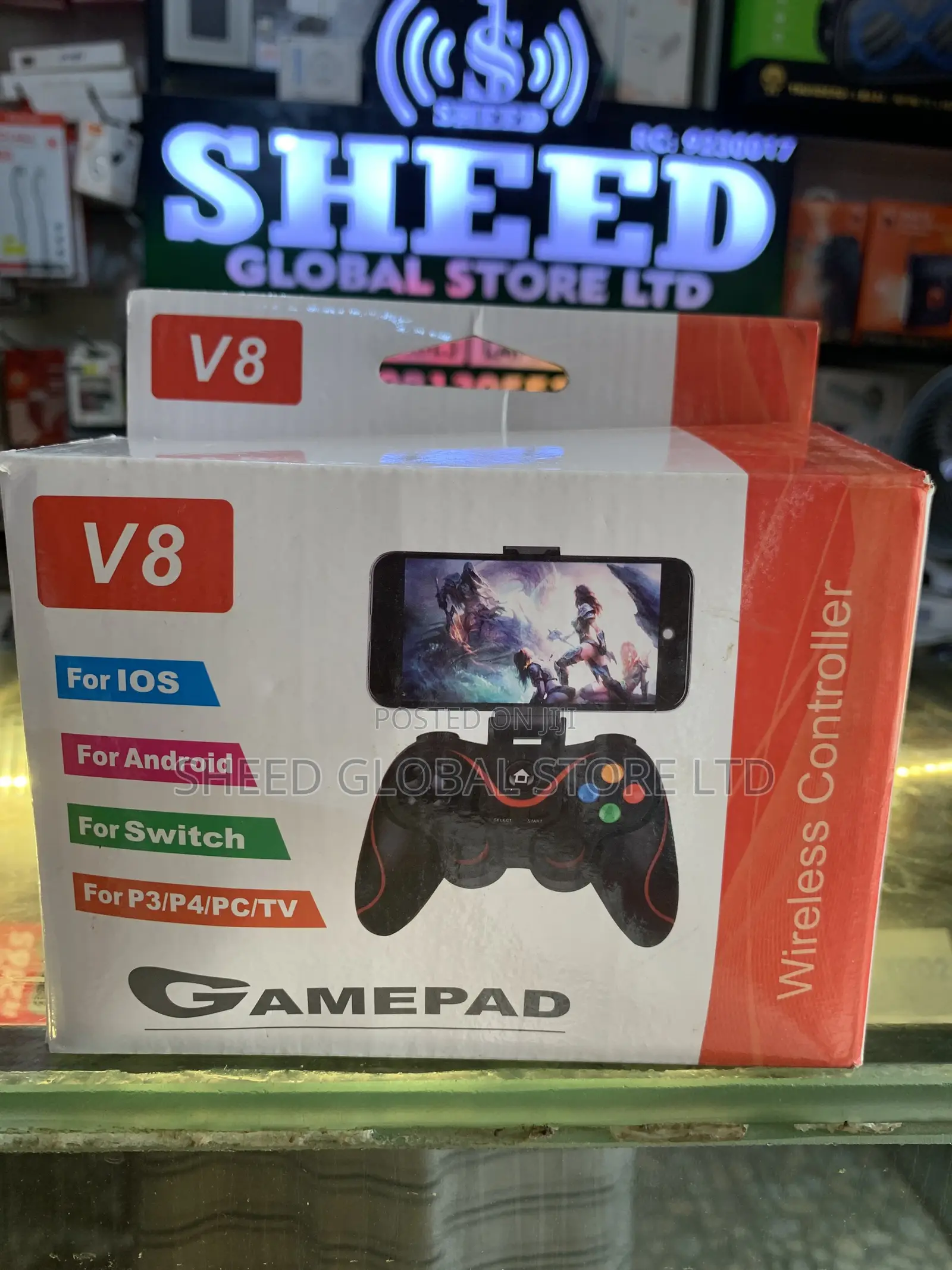 V 8 Game Pad