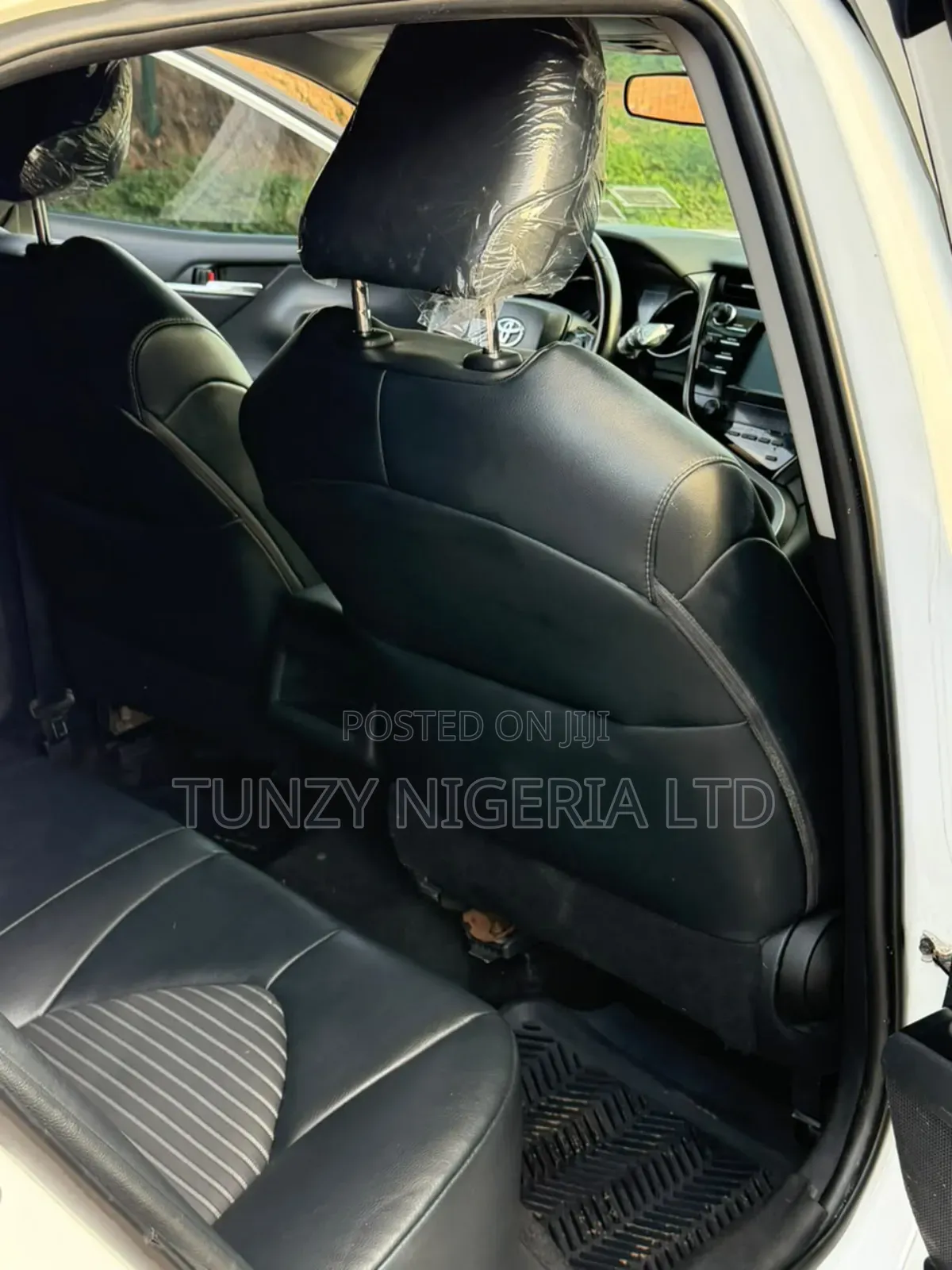 Toyota Camry 2019 White