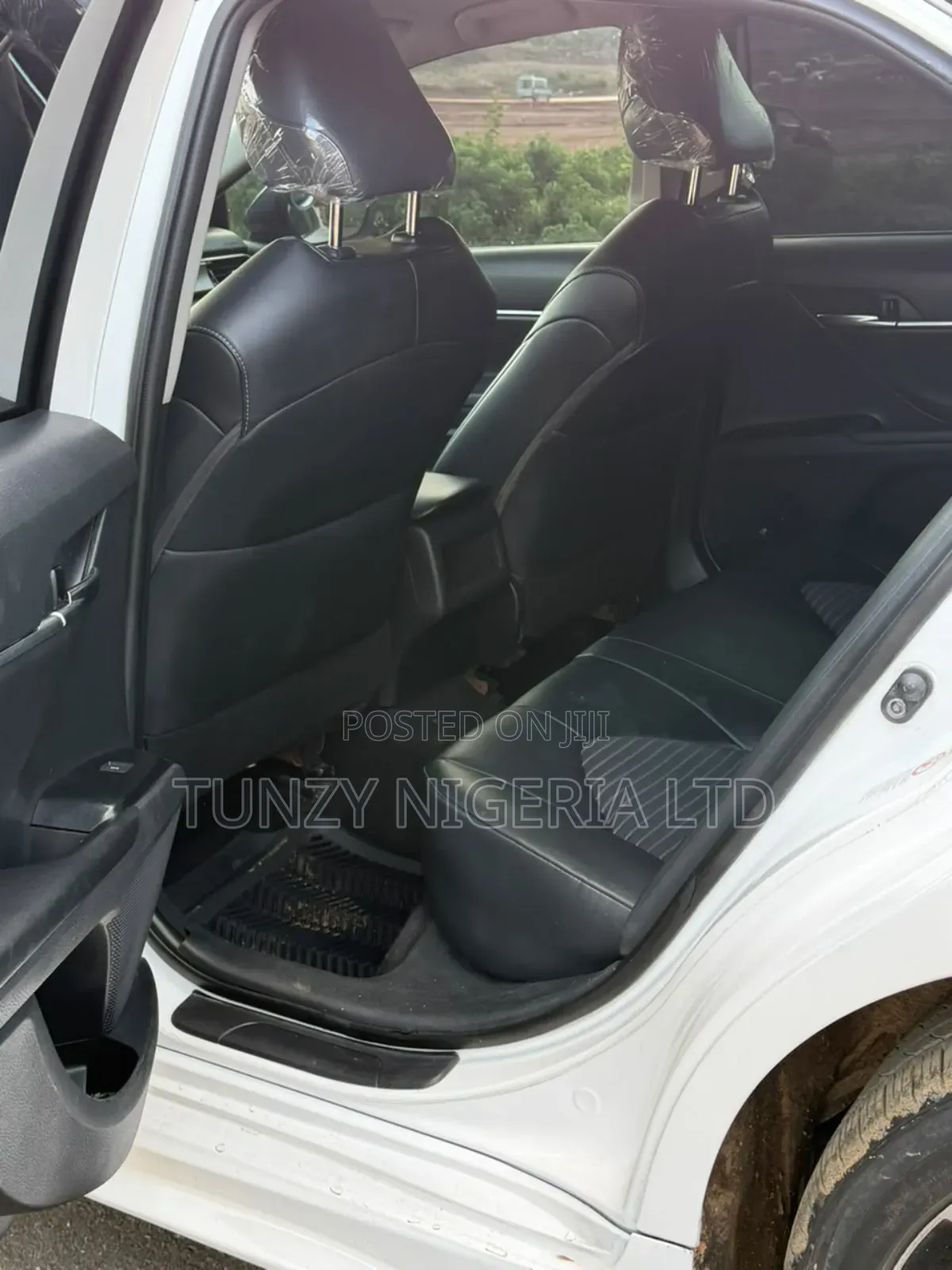 Toyota Camry 2019 White