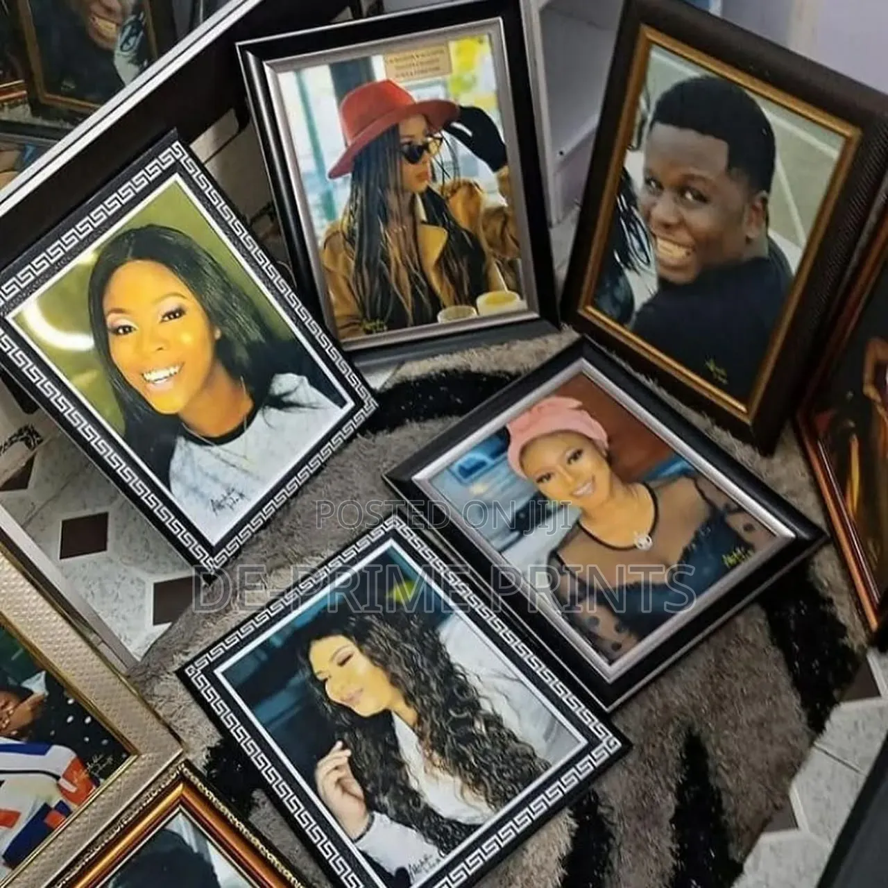Customized Gift Items | Photo Frames, Mugs, Throw Pillows More.
