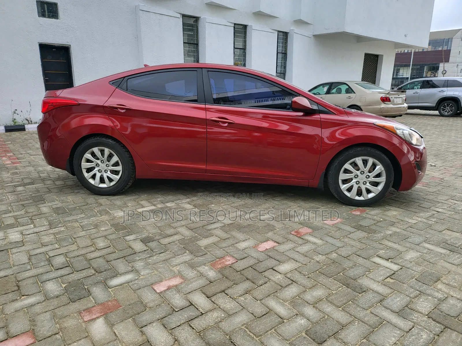 Hyundai Elantra 2012 Red