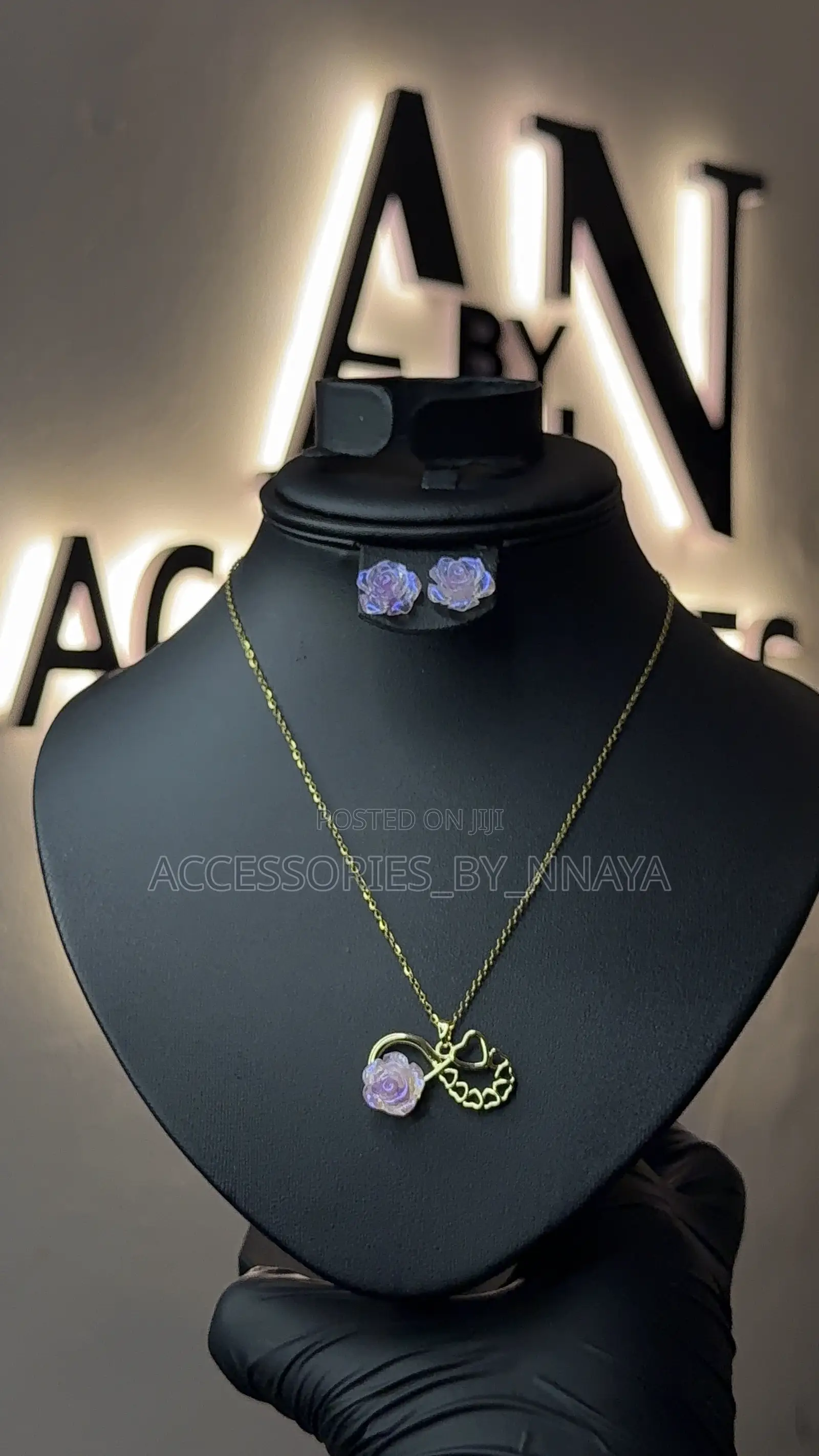 Gold Rose Infinity Jewelry Set