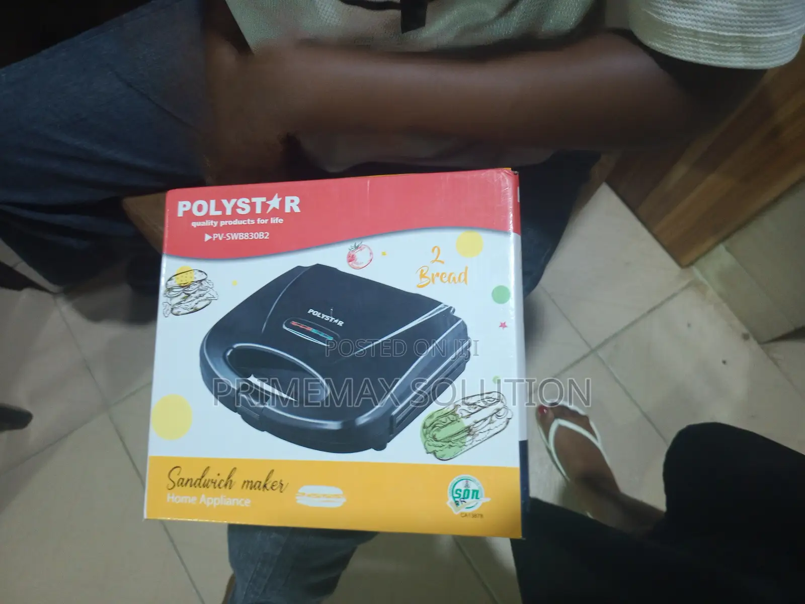 Compact Kitchen Hero – Polystar PV-SWB830B2 750W Toaster
