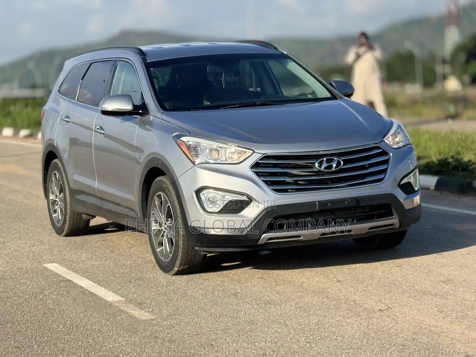 Hyundai Santa Fe GLS 4dr SUV AWD (3.3L 6cyl 6A) 2015 Gray