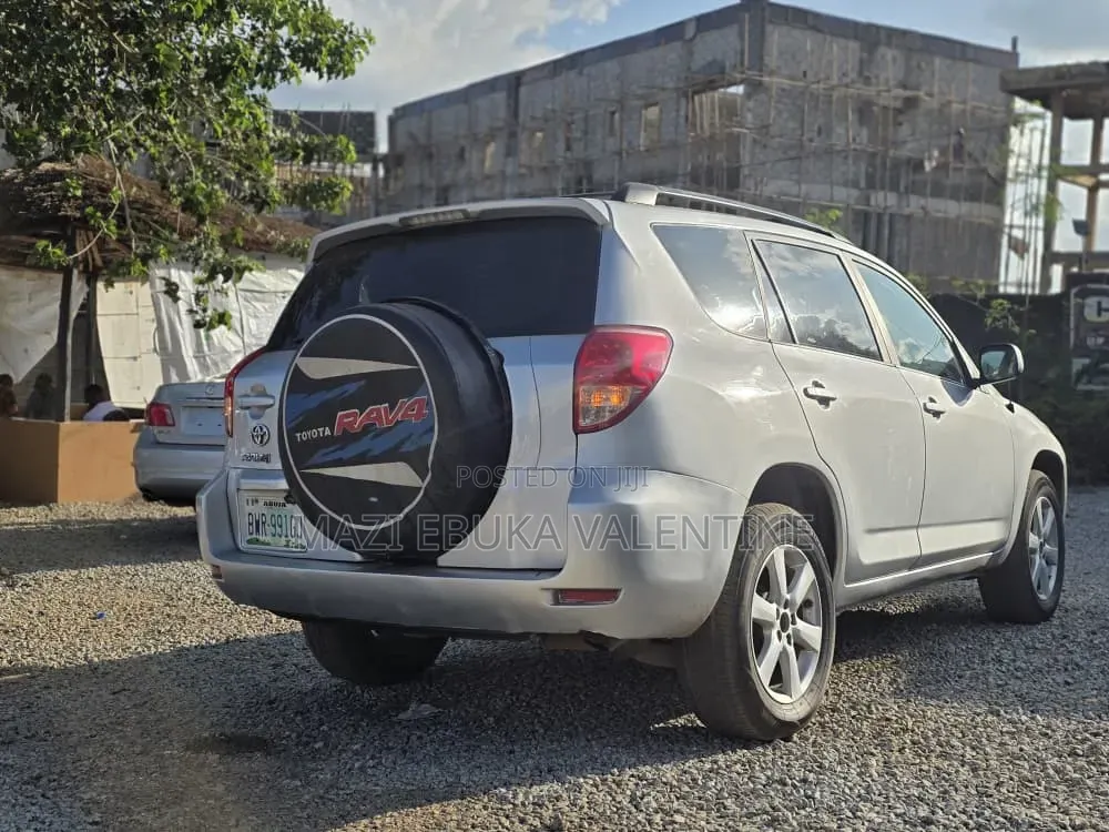 Toyota RAV4 2008 Silver