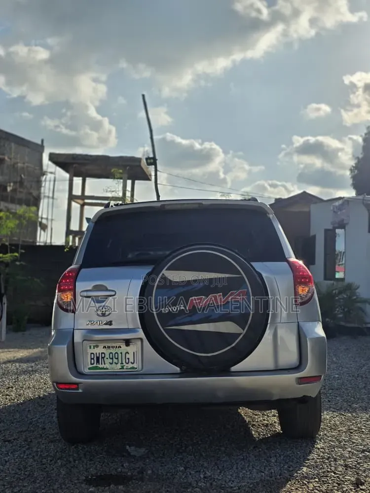 Toyota RAV4 2008 Silver
