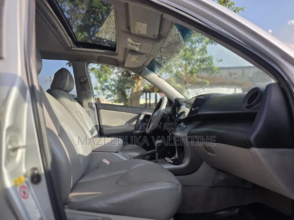 Toyota RAV4 2008 Silver