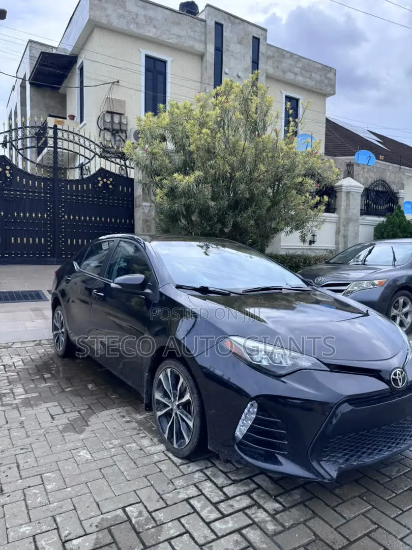 Toyota Corolla 2017 Black