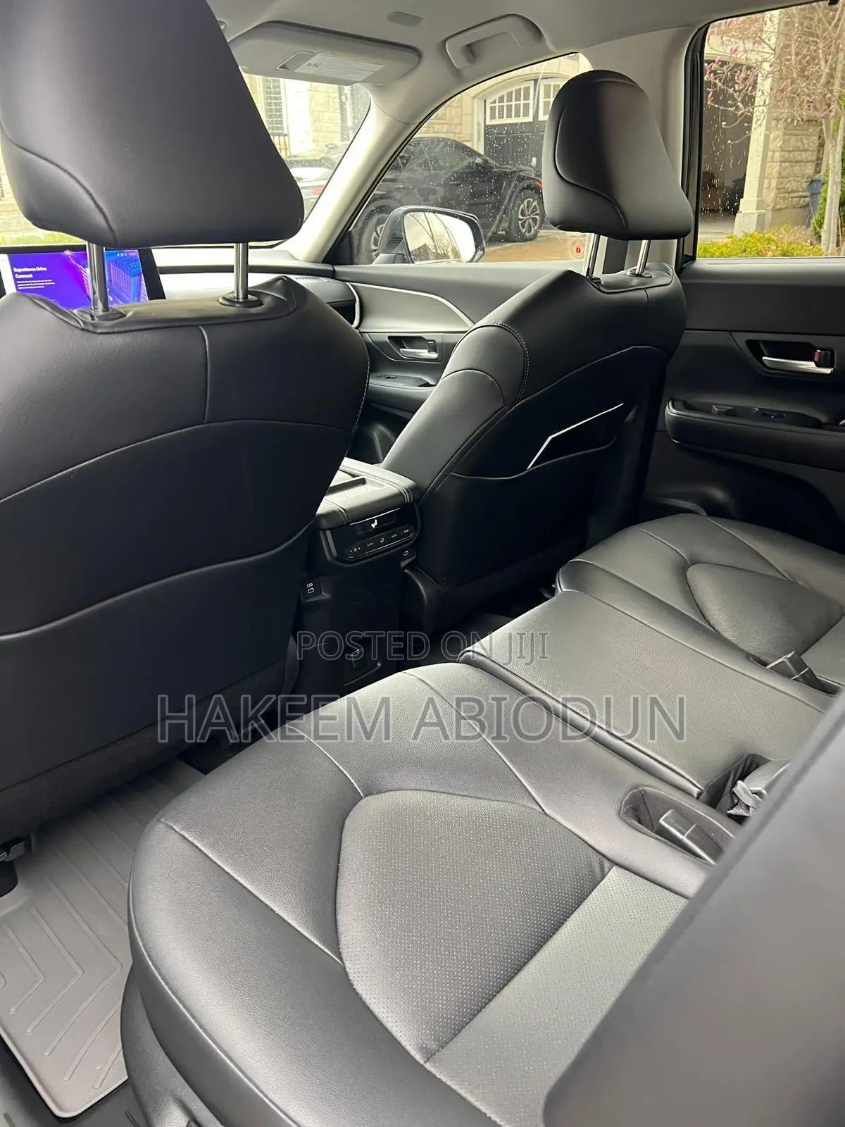 Toyota Highlander XLE AWD 2024 Black