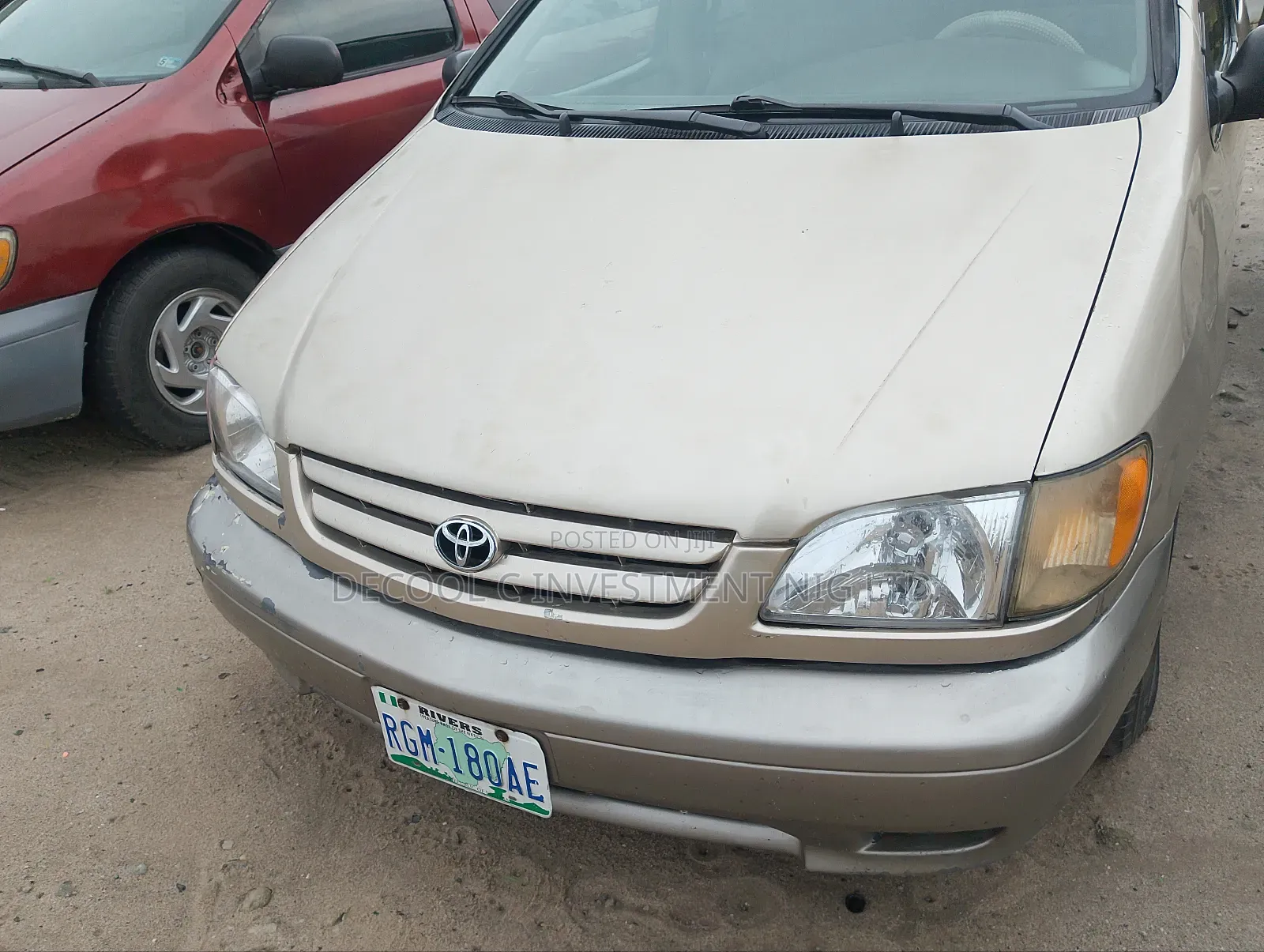 Toyota Sienna LE 2002 Gold
