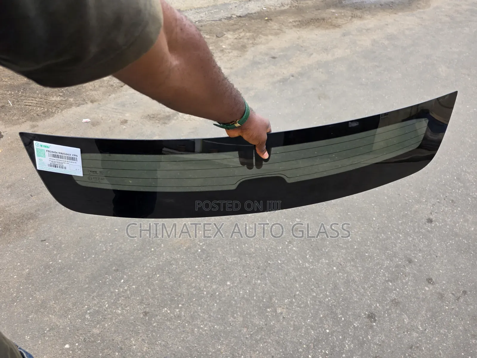 Honda Crosstour Small Back Bute Glass Available at Chimatex
