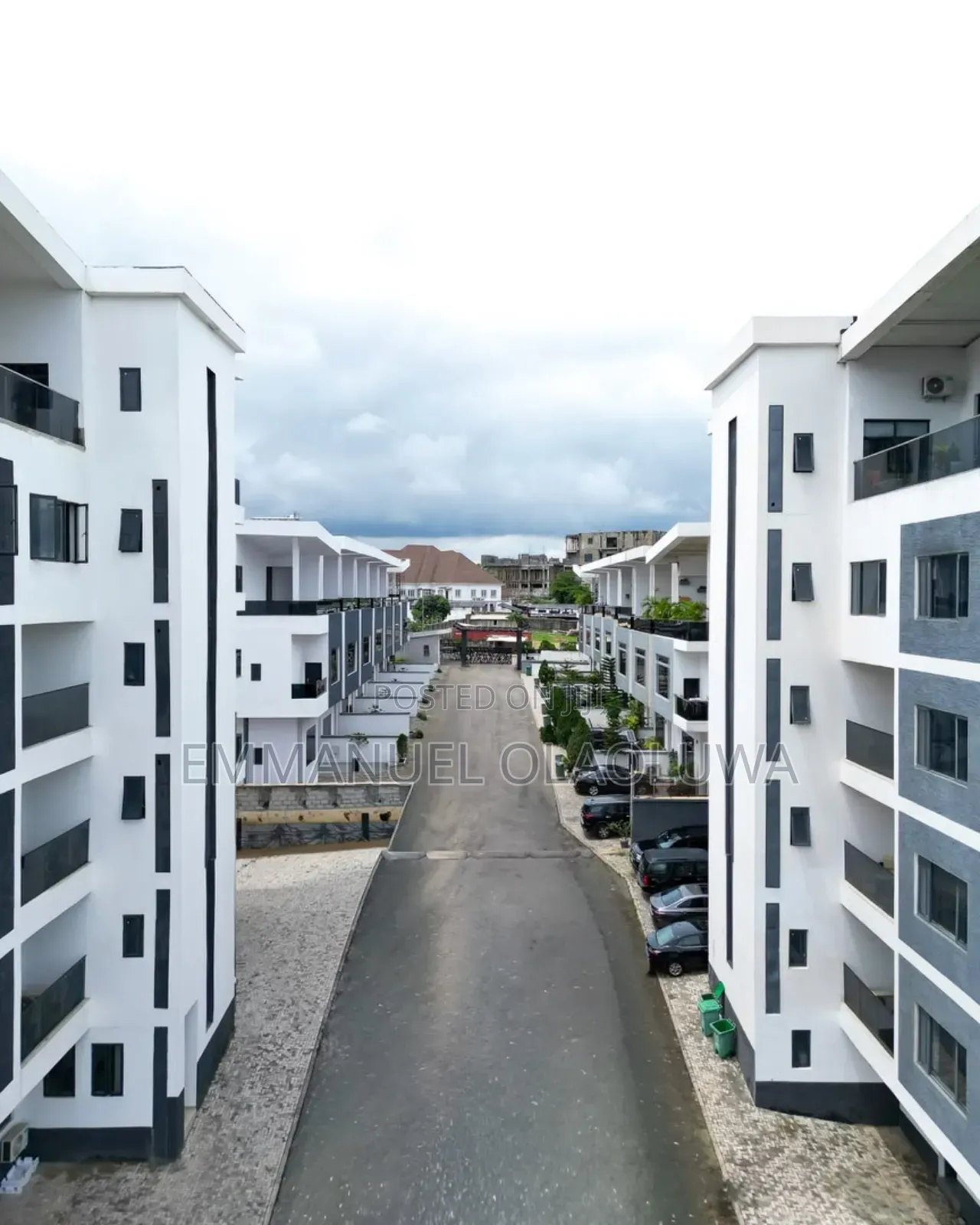 4bdrm Townhouse/Terrace in Guzape District for sale