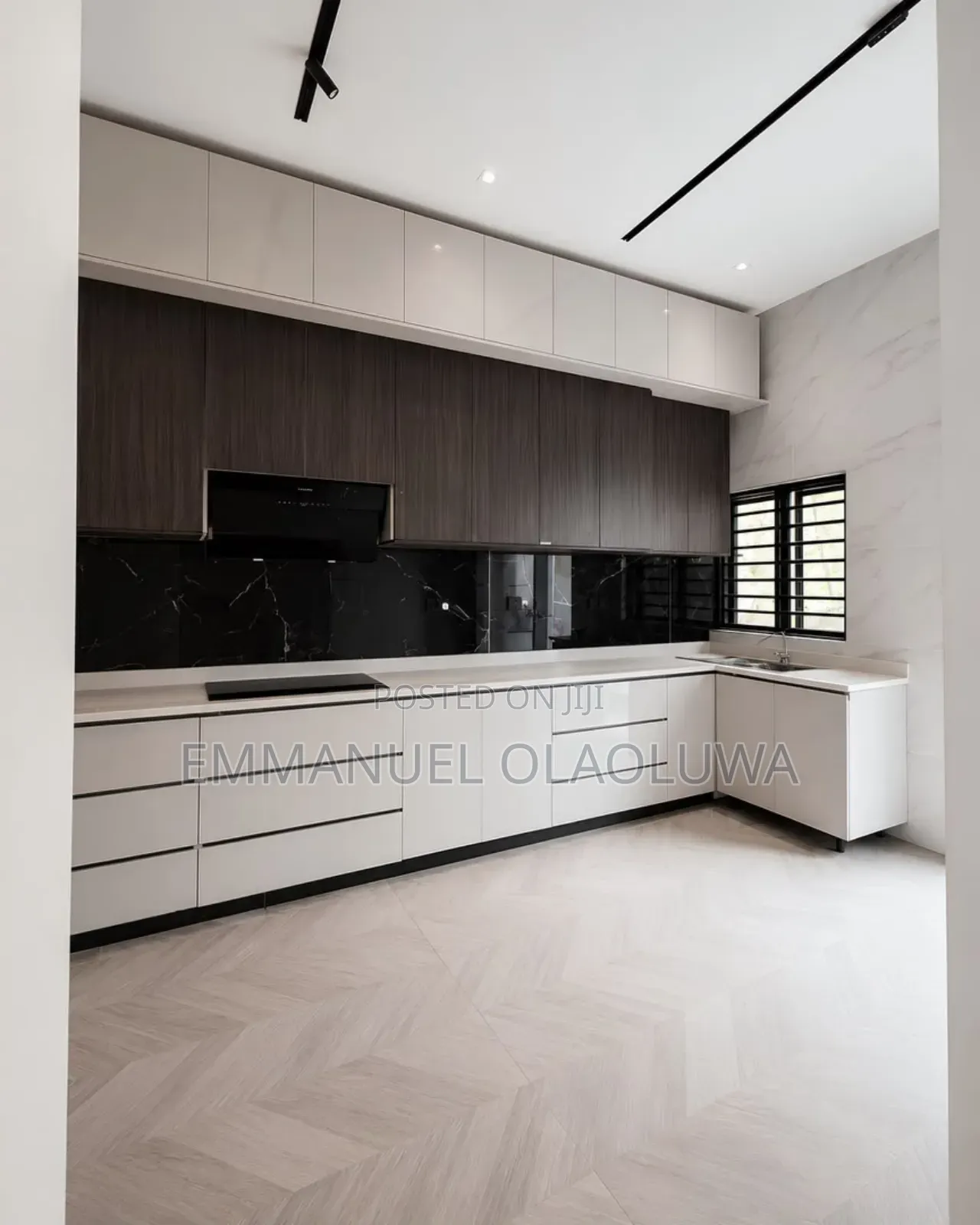 4bdrm Townhouse/Terrace in Guzape District for sale