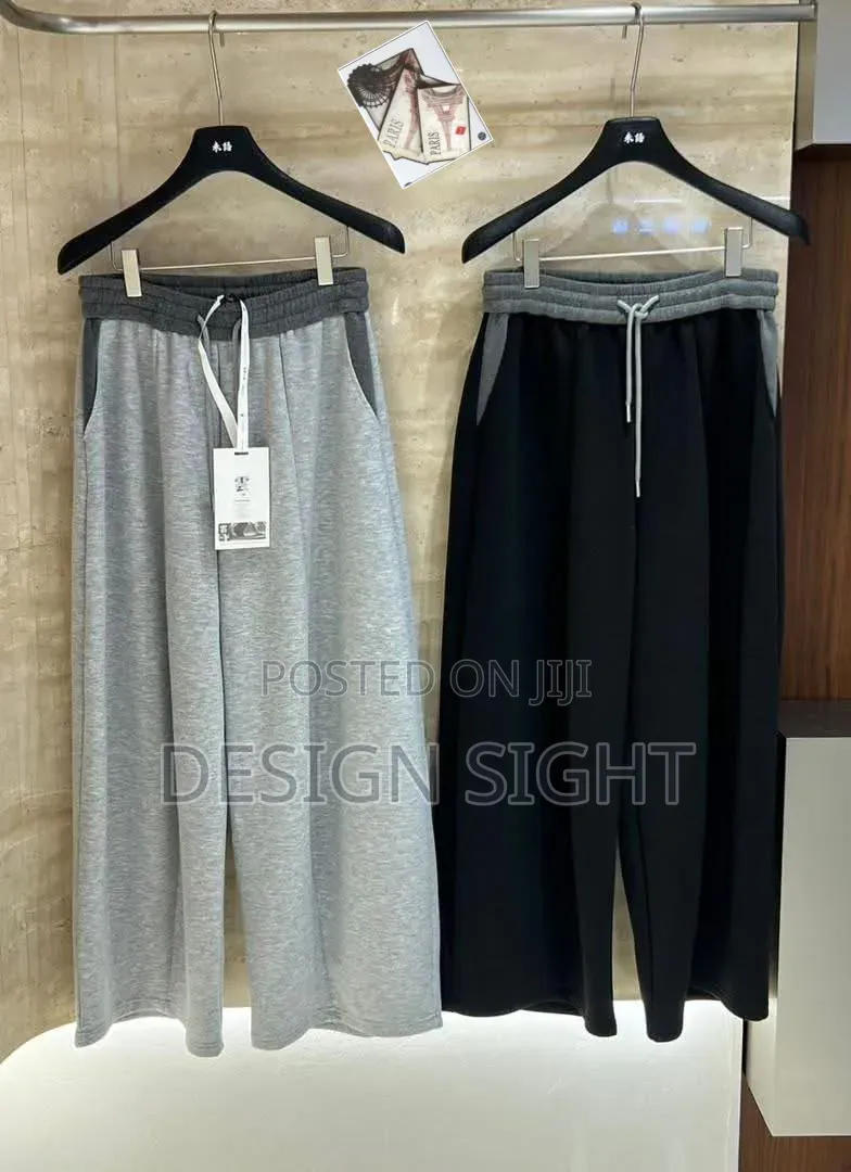 Essential Wide-Leg Sweatpants