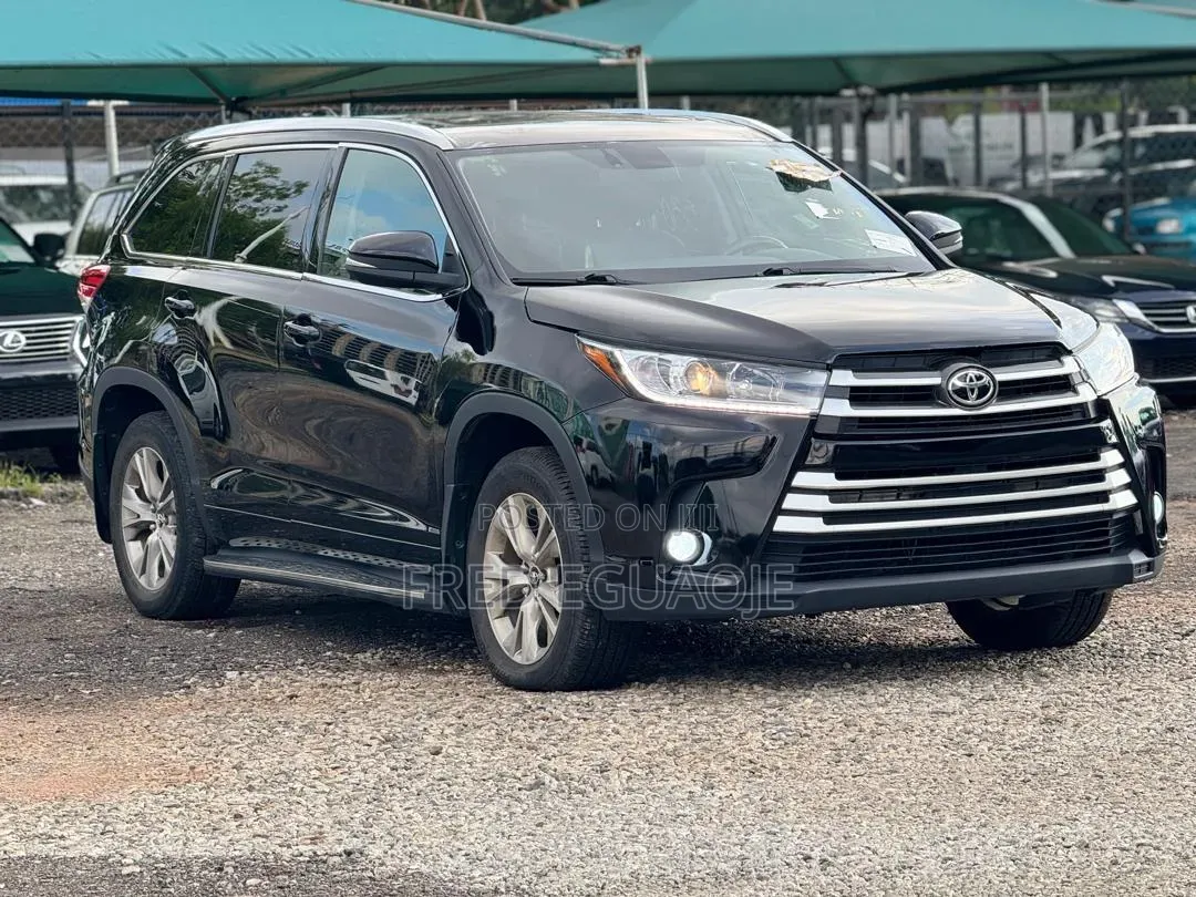Toyota Highlander XLE V6 4x2 (3.5L 6cyl 6A) 2016 Black