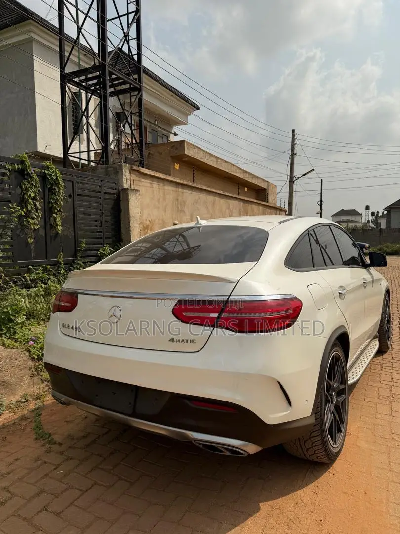 Mercedes-Benz GLE-Class 2016 White