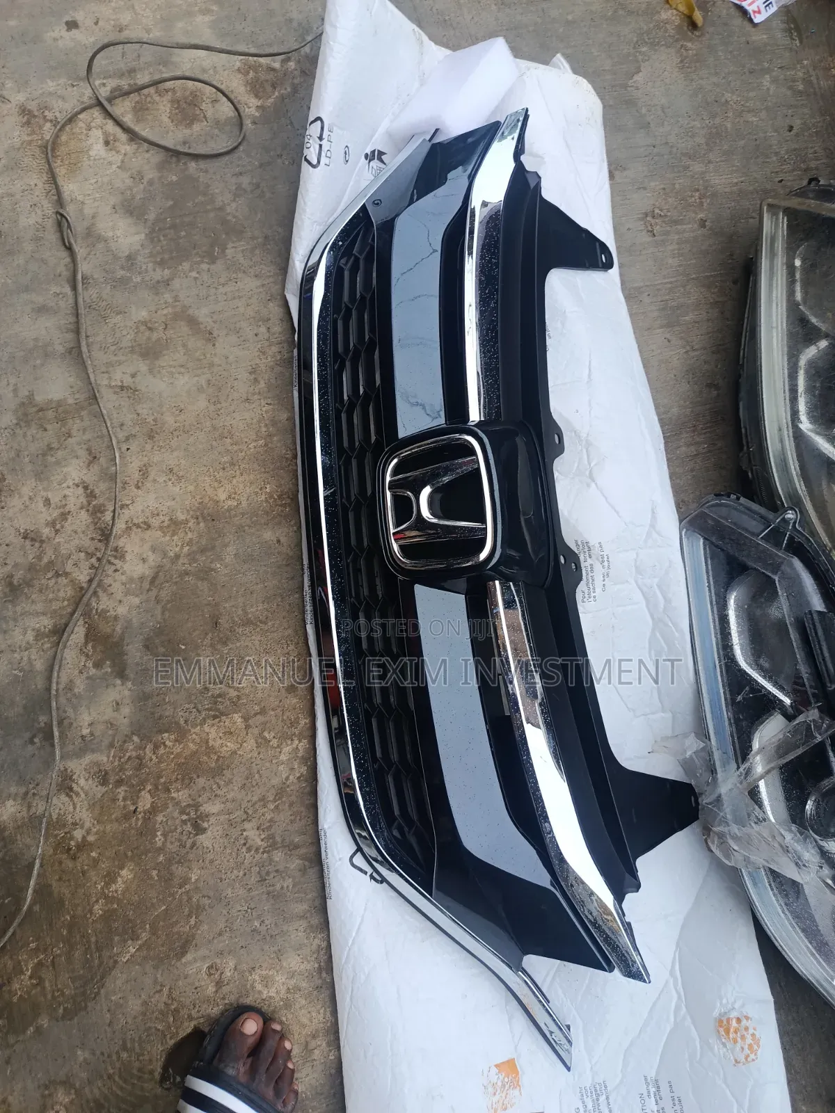 Front Grille Honda CR-V 2016