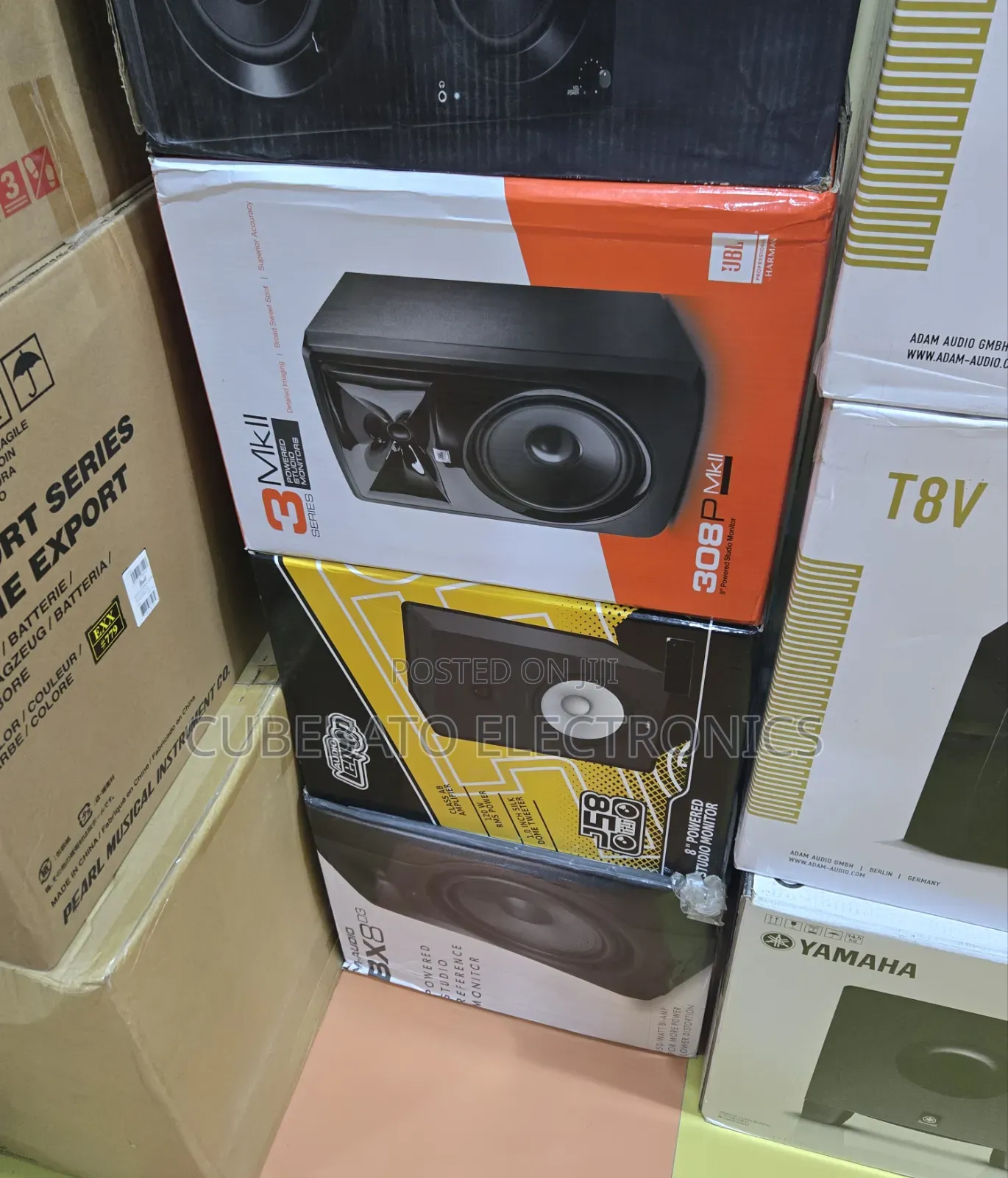 JBL 308P Powered Studio Monitor