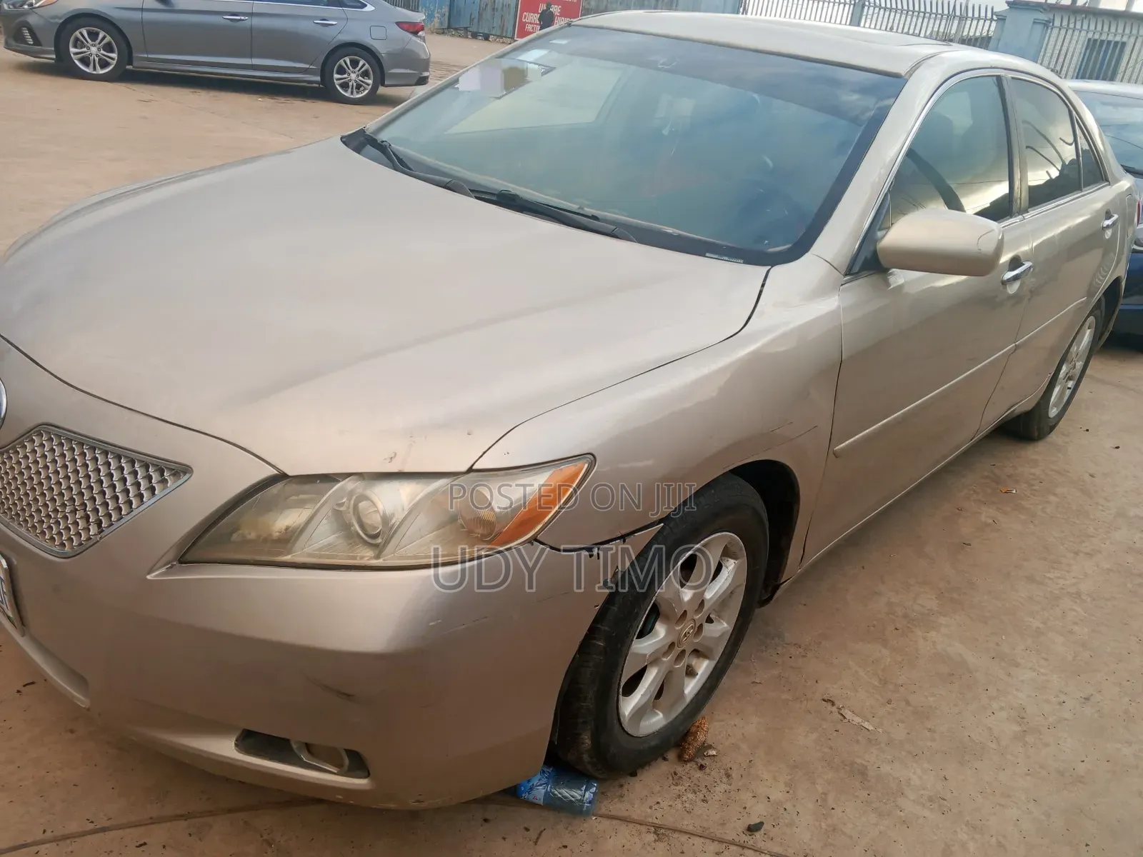 Toyota Camry 2009 Gold
