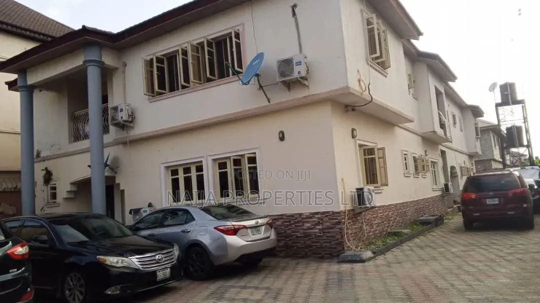 3bdrm Block of Flats in Thera Peace Zone, Sangotedo for sale