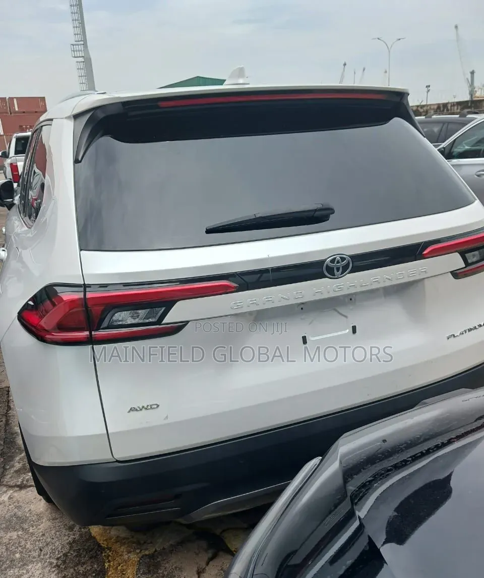 Toyota Grand Highlander 2024 White