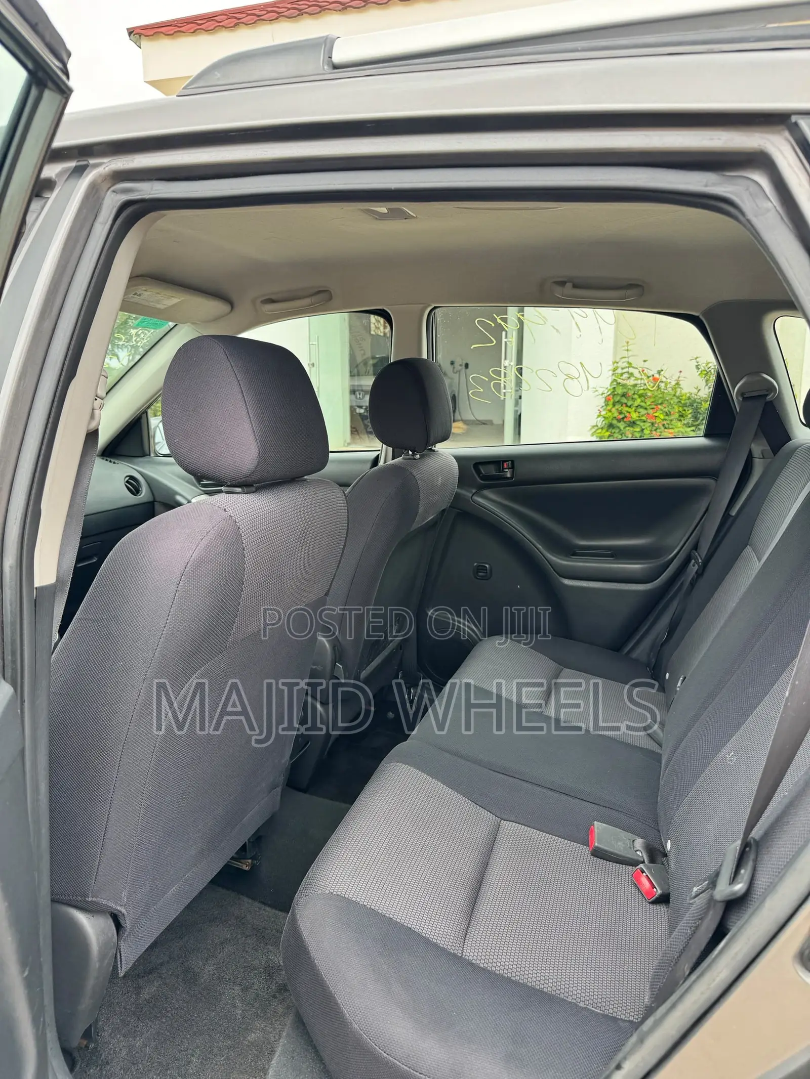 Pontiac Vibe 2006 Gray