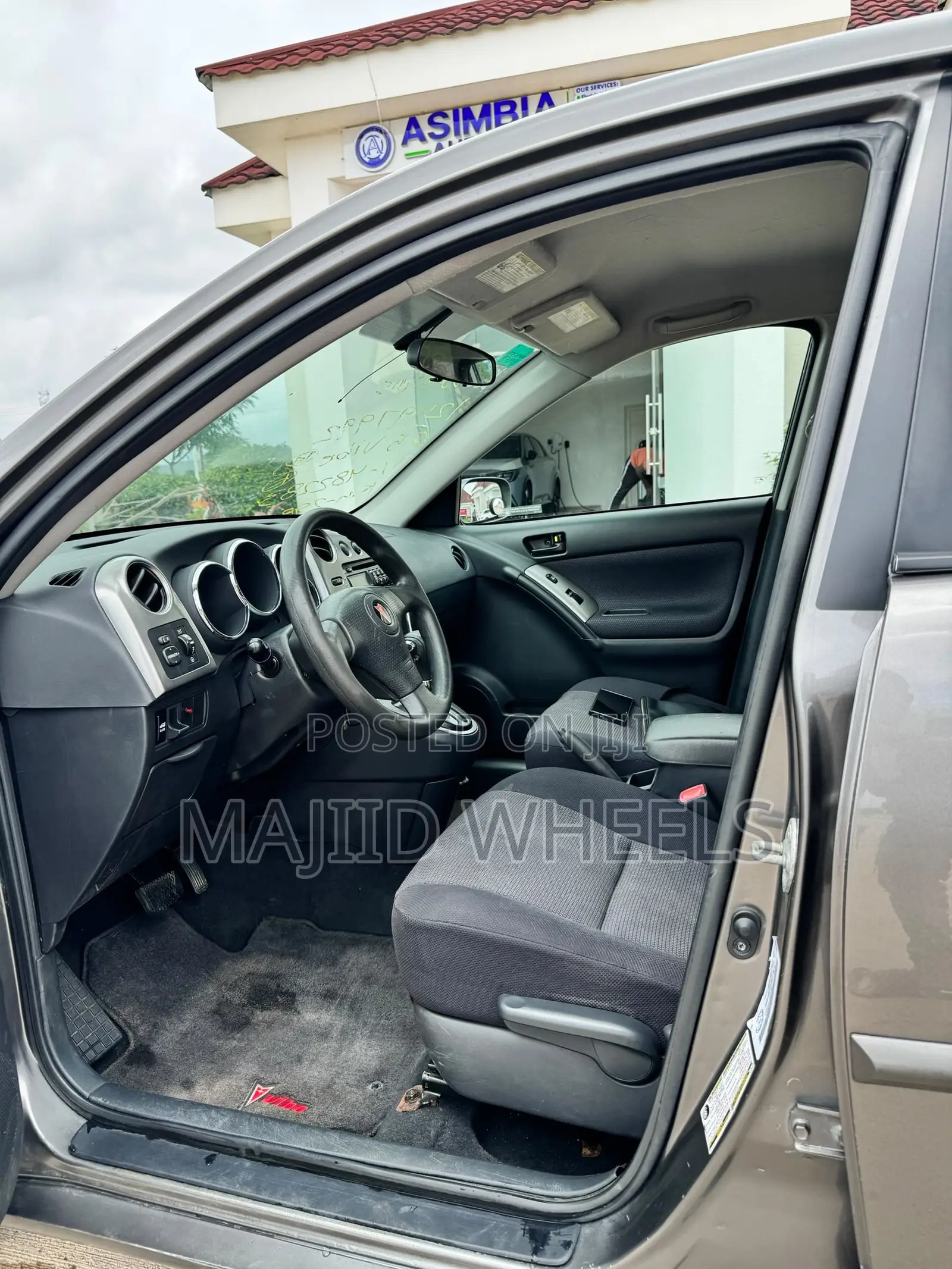 Pontiac Vibe 2006 Gray