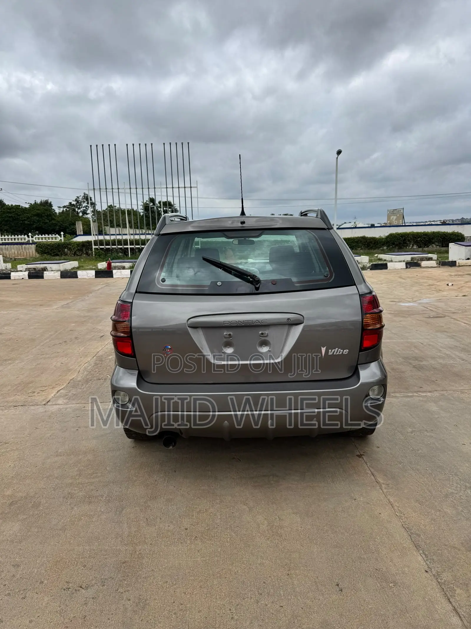 Pontiac Vibe 2006 Gray