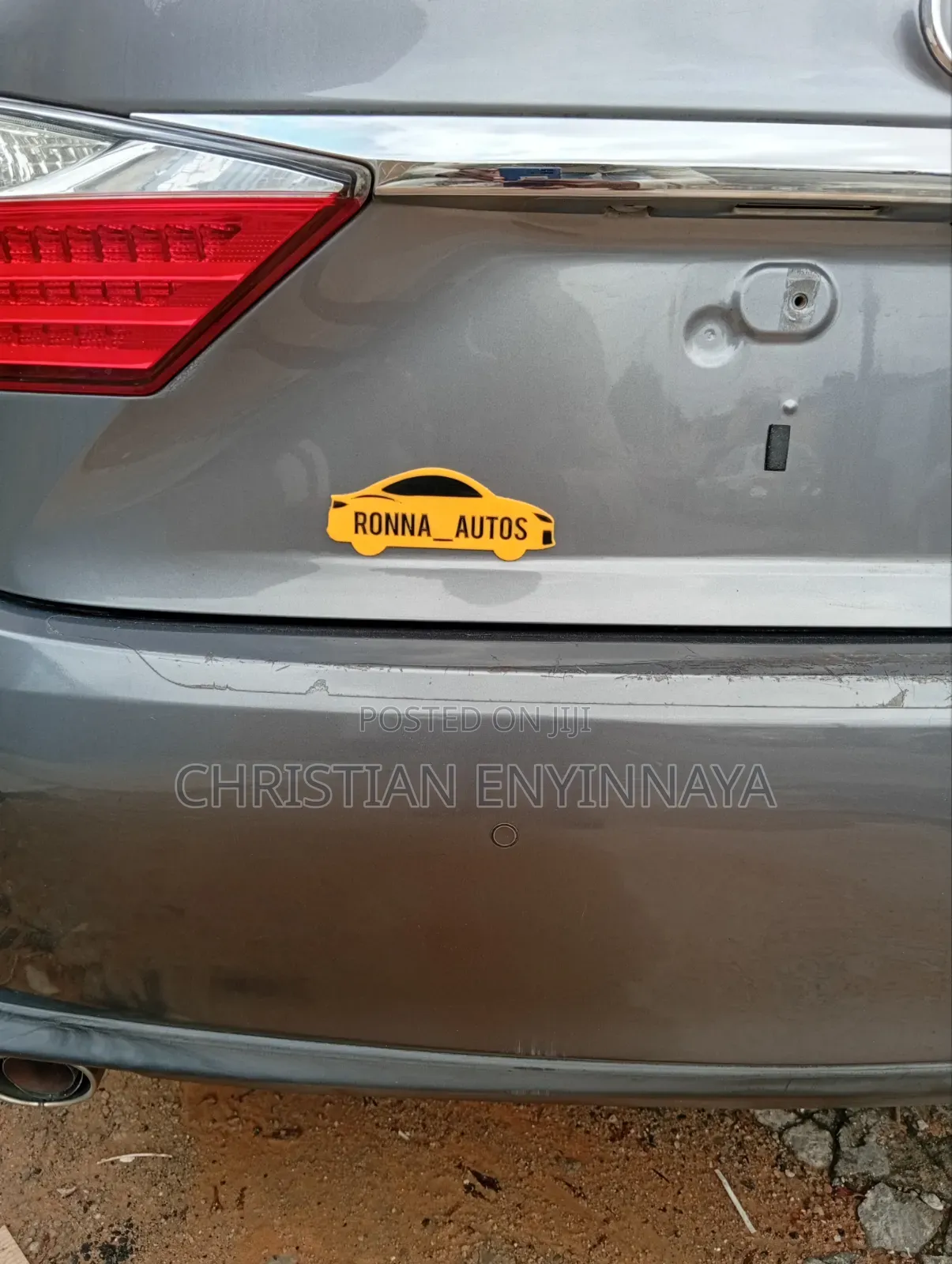 Removeable Car Tag and Keyholder