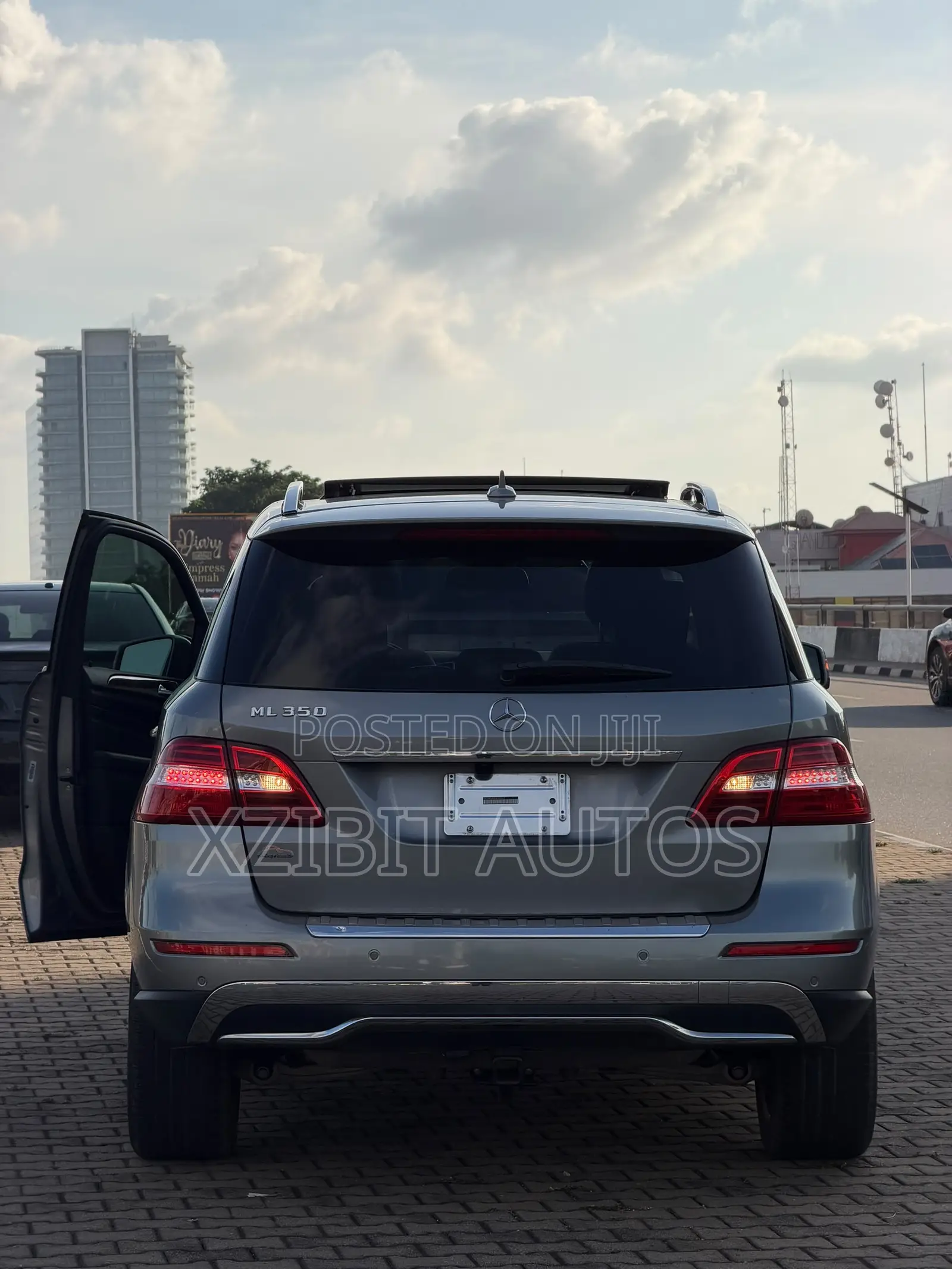 Mercedes-Benz M Class ML350 4MATIC 4dr SUV AWD (3.5L 6cyl 7A) 2015 Gray