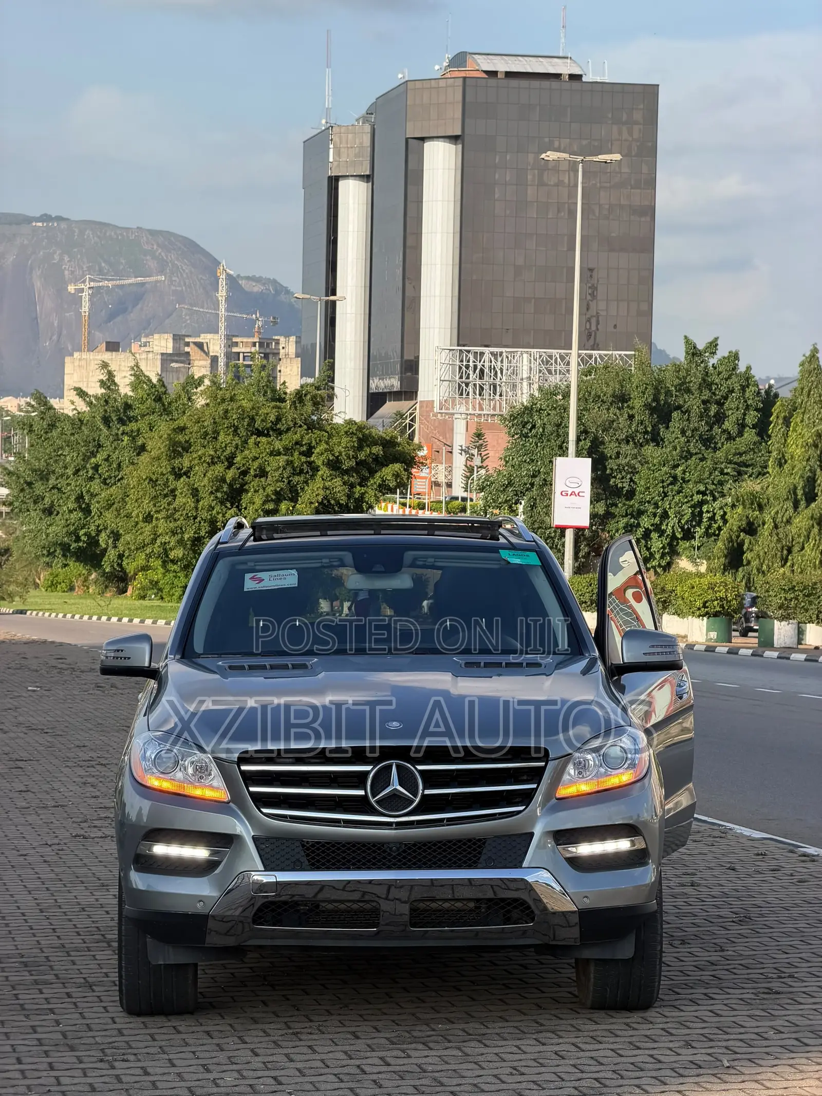 Mercedes-Benz M Class ML350 4MATIC 4dr SUV AWD (3.5L 6cyl 7A) 2015 Gray